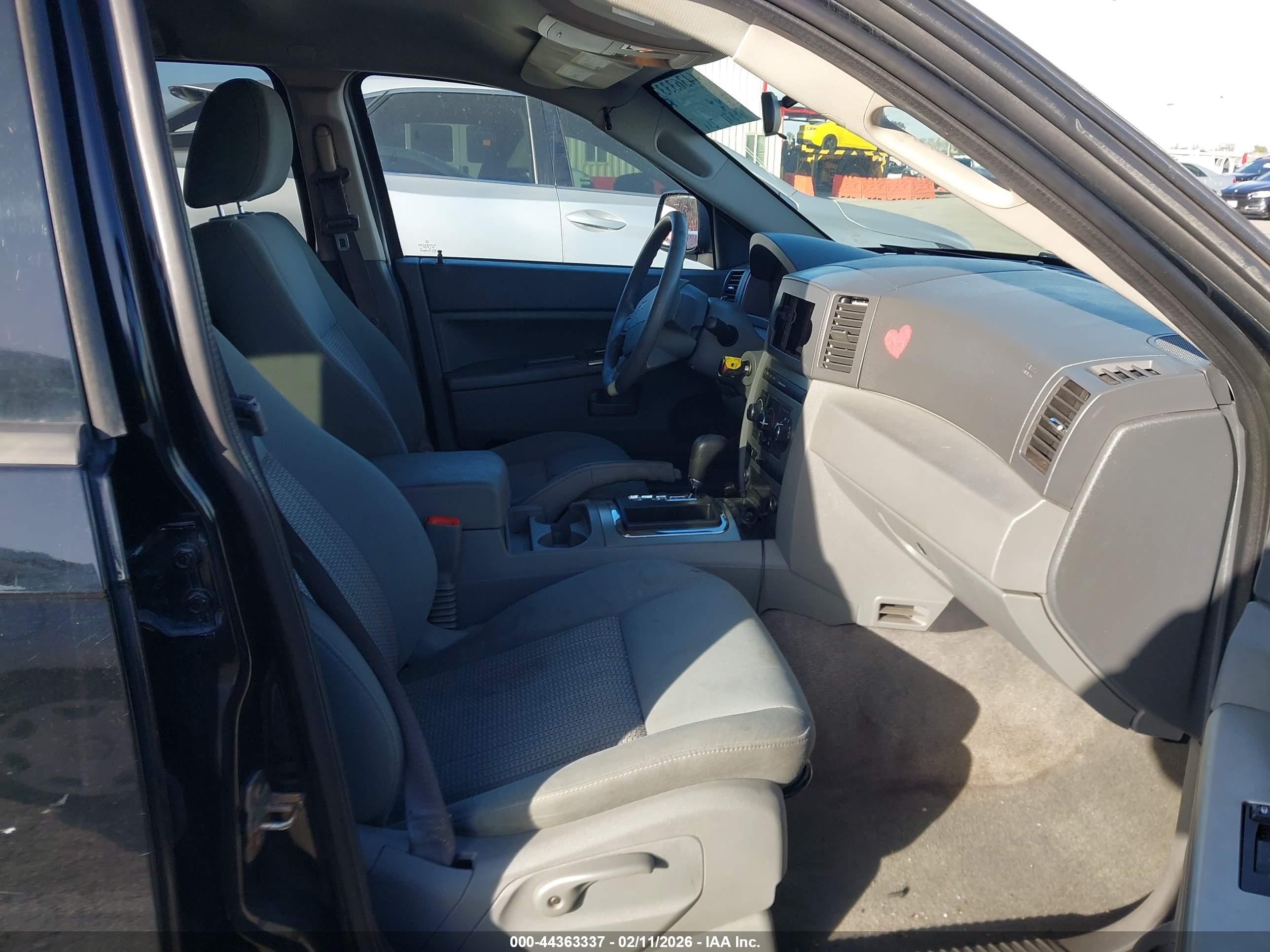 JEEP GRAND image 5