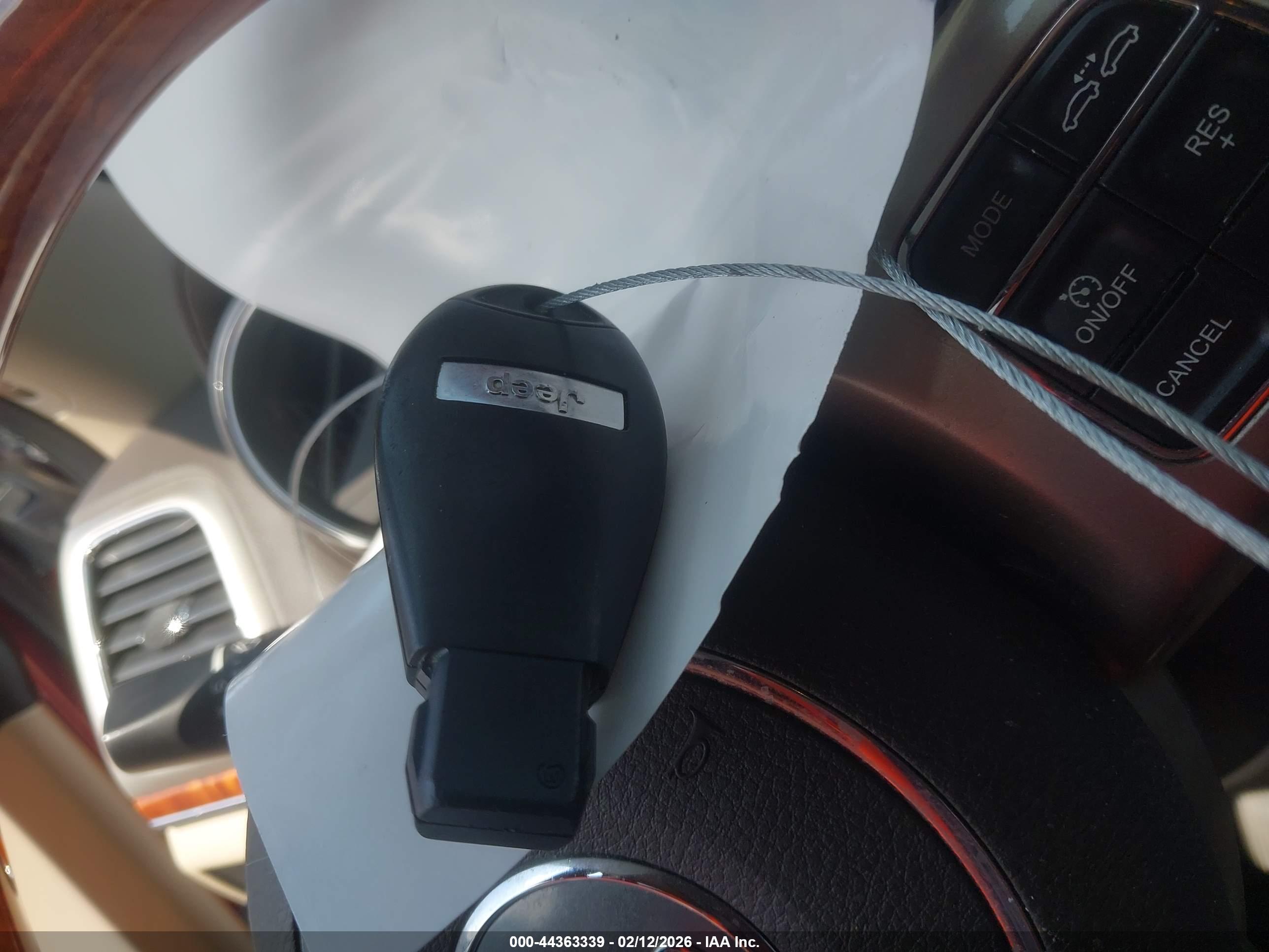 JEEP GRAND image 11