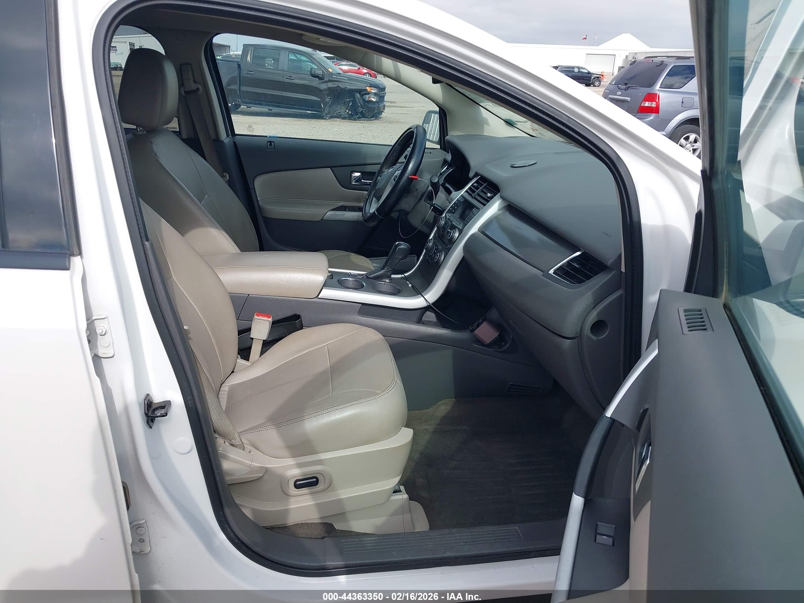 FORD EDGE image 5