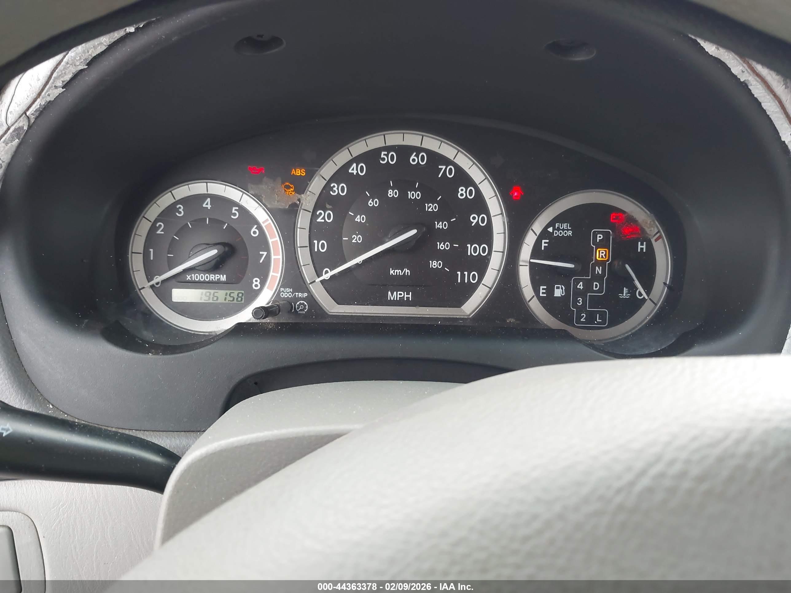 TOYOTA SIENNA image 7