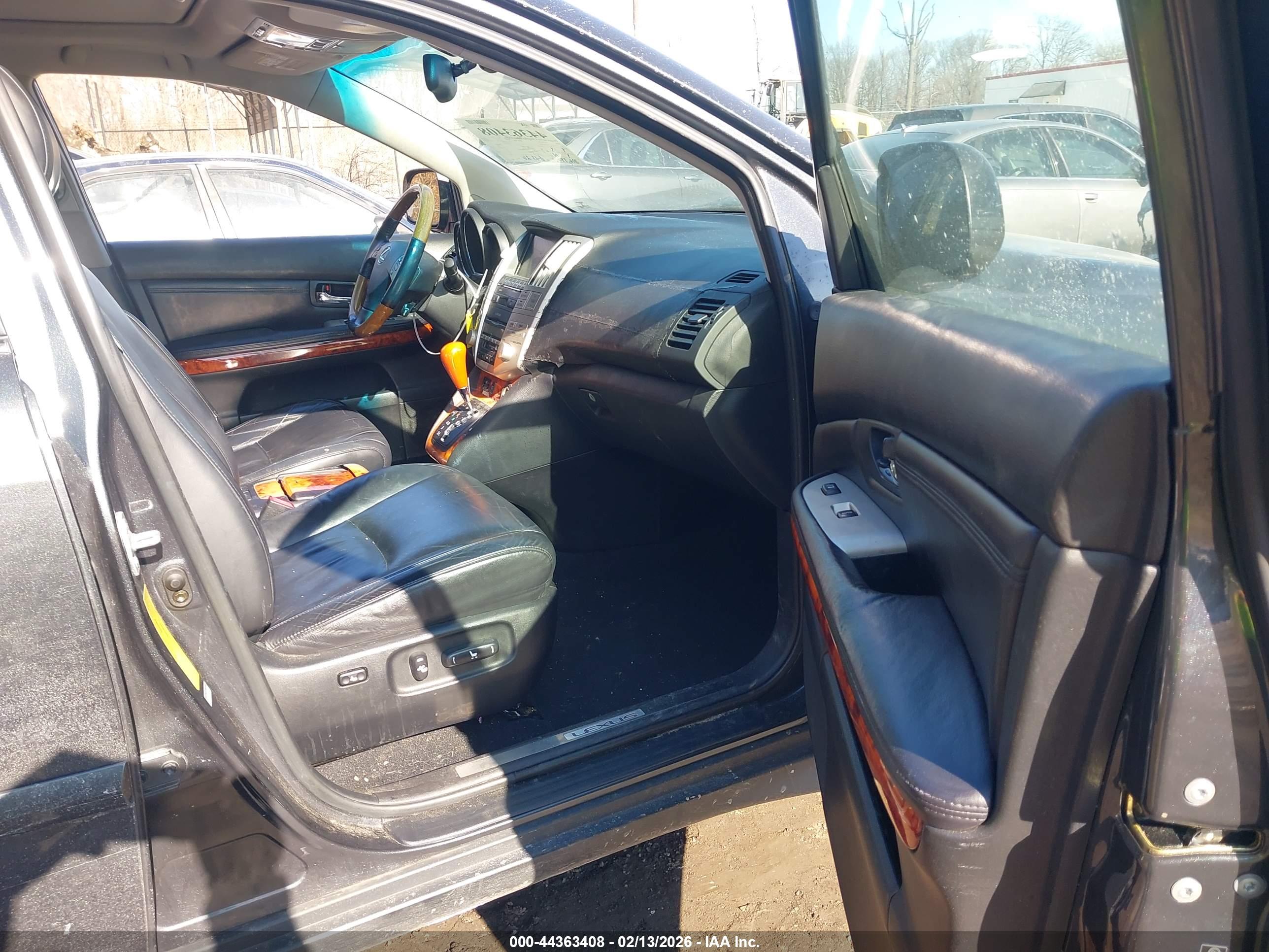 LEXUS RX image 5