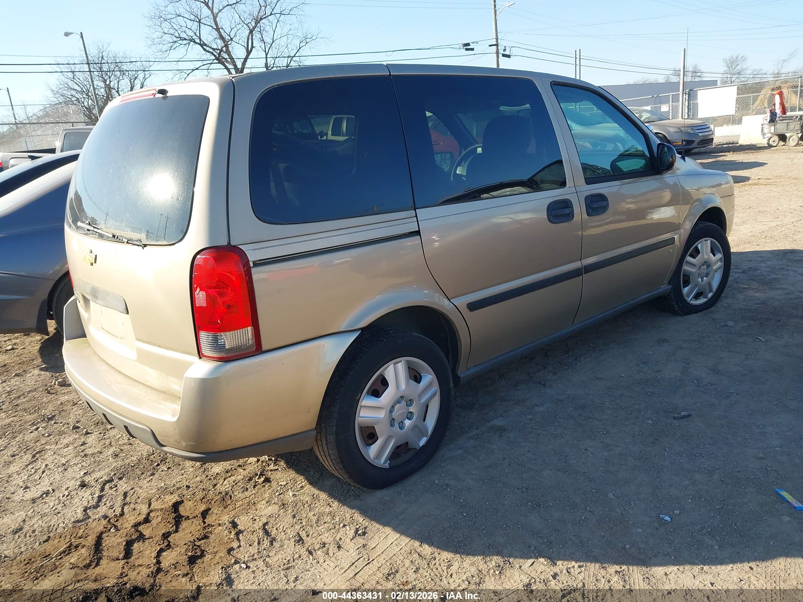 CHEVROLET UPLANDER image 4