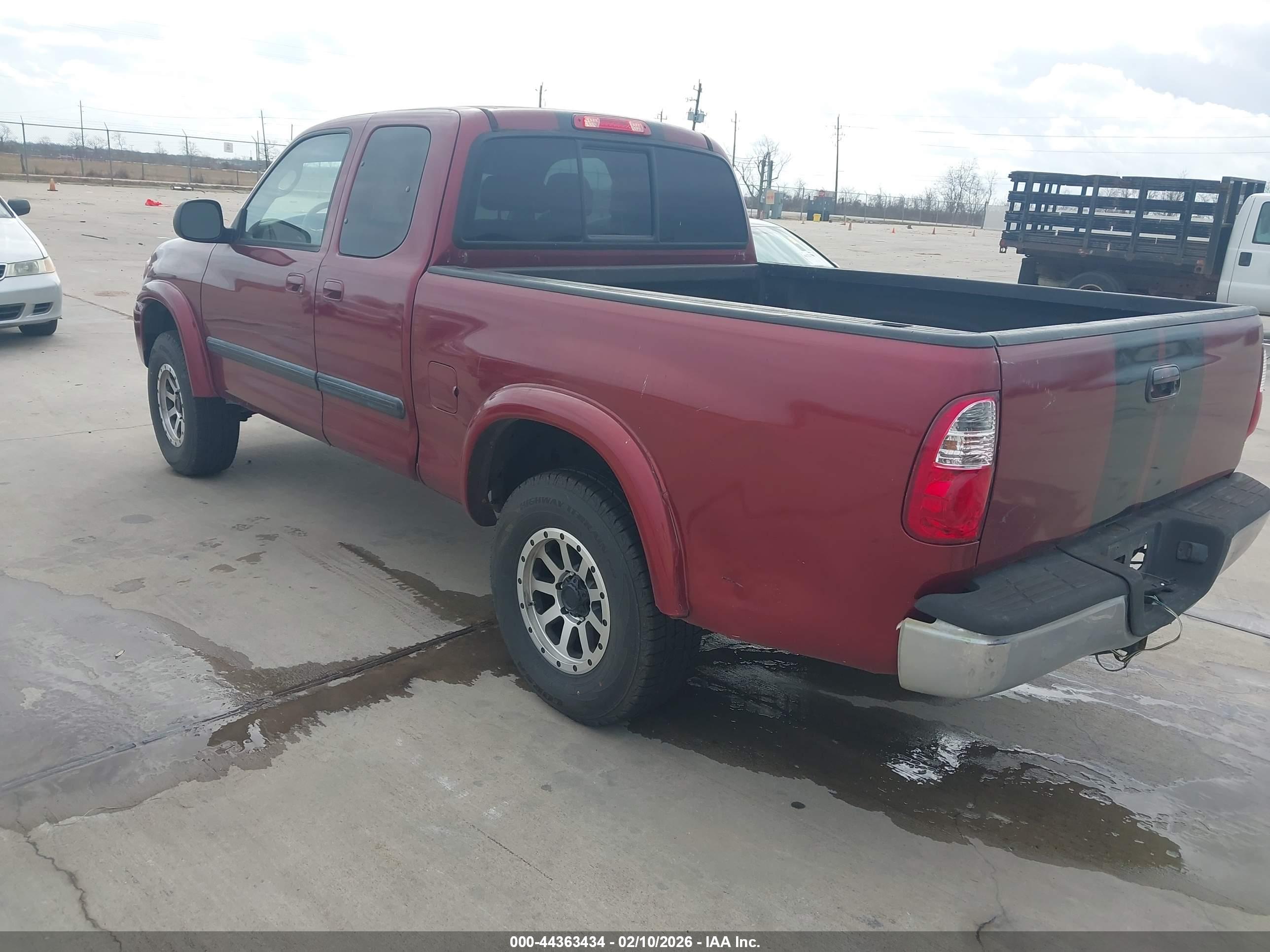 TOYOTA TUNDRA image 3