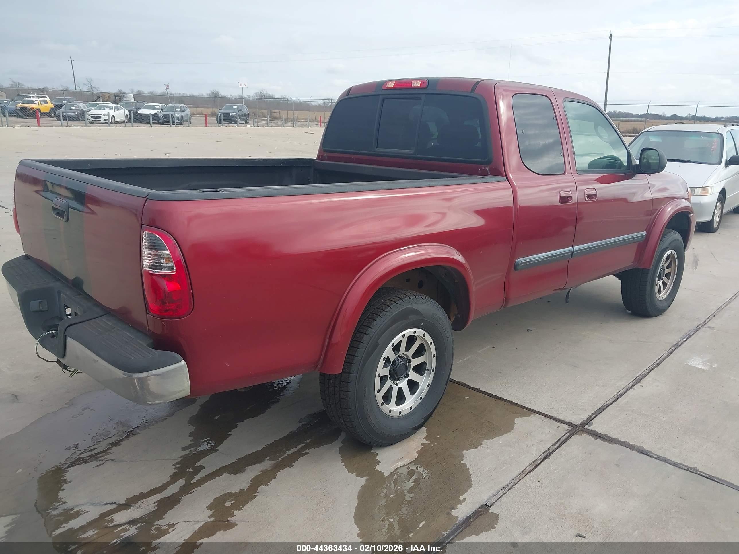 TOYOTA TUNDRA image 4