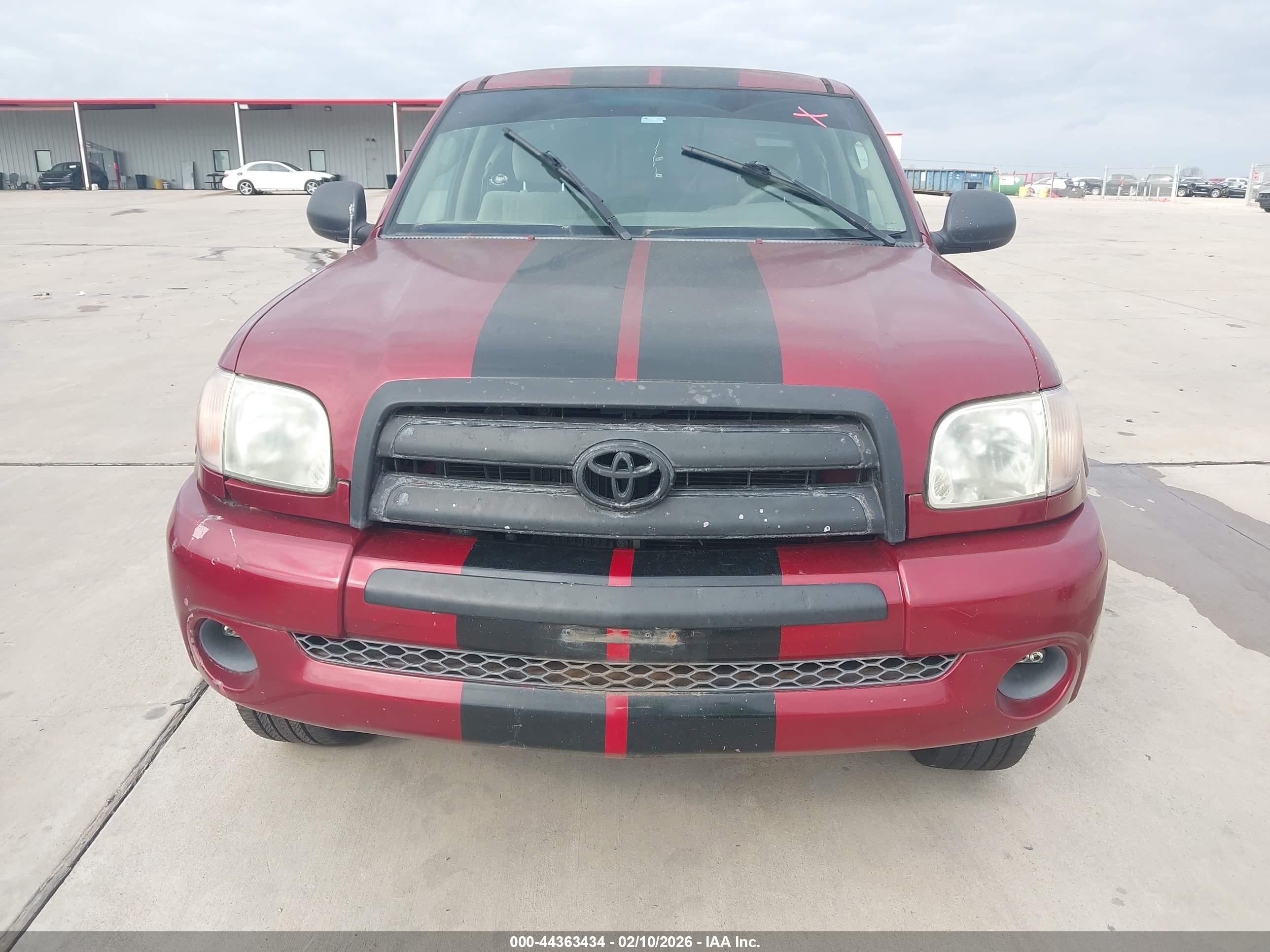 TOYOTA TUNDRA image 6
