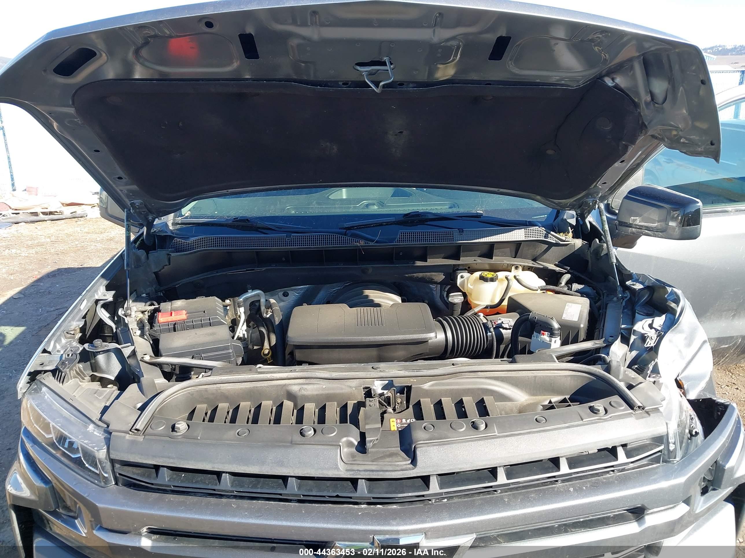CHEVROLET SILVERADO image 10