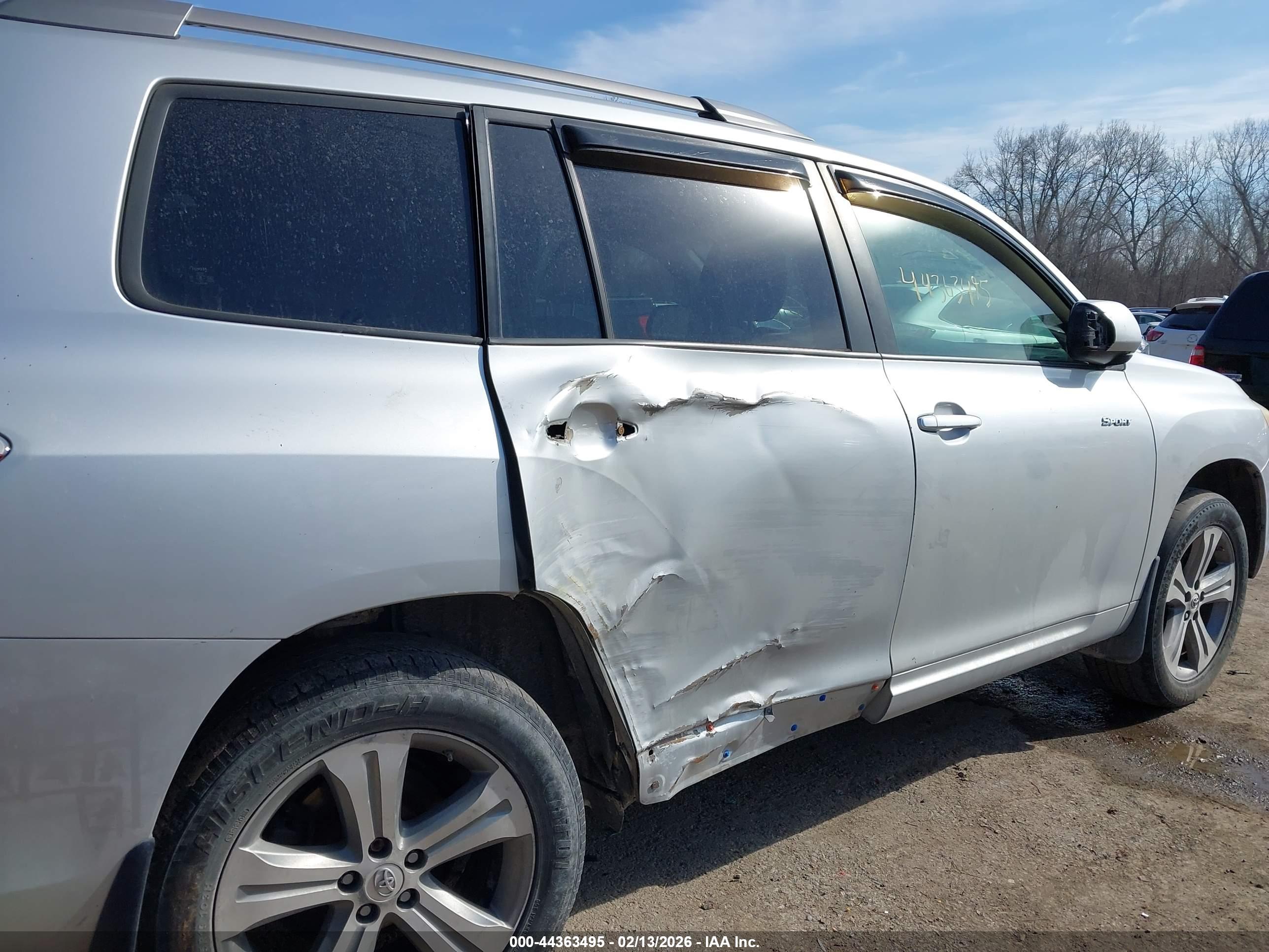 TOYOTA HIGHLANDER image 6