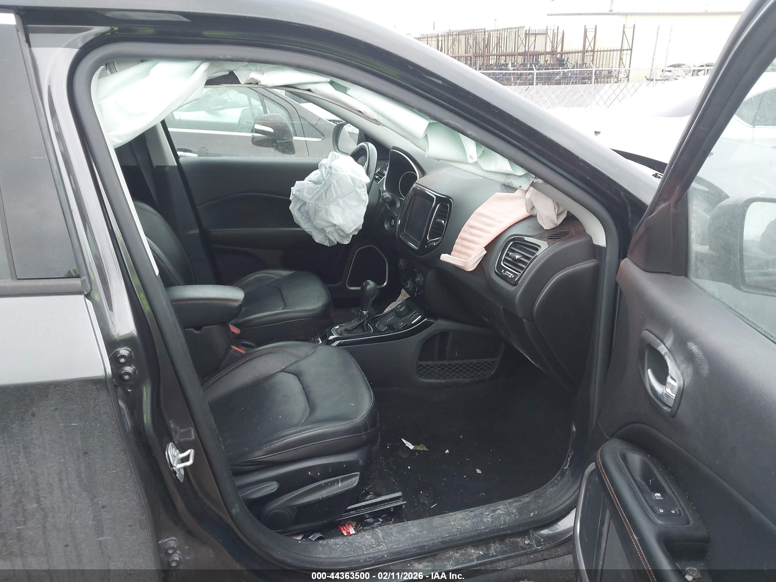 JEEP COMPASS image 5