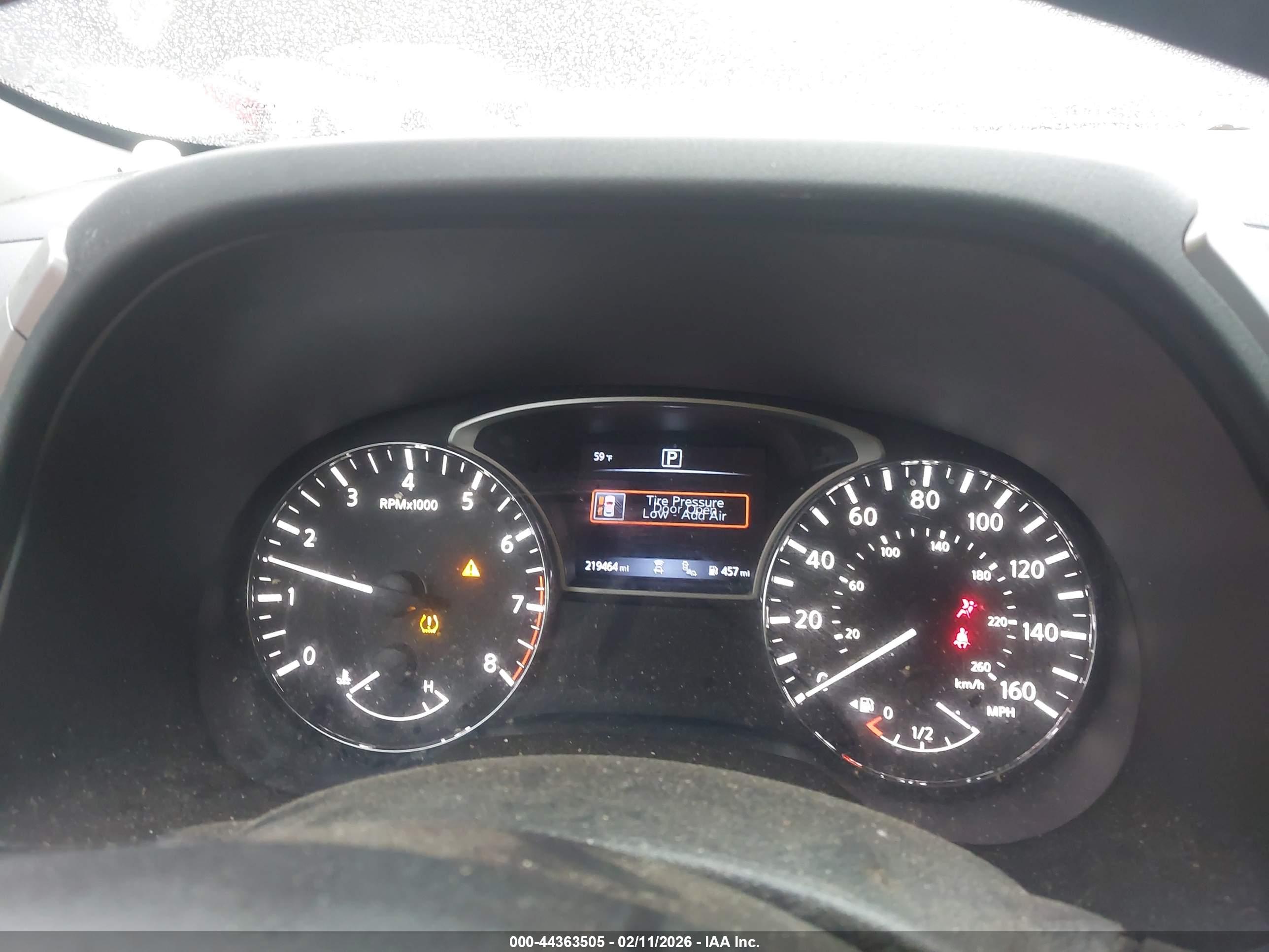 NISSAN PATHFINDER image 7