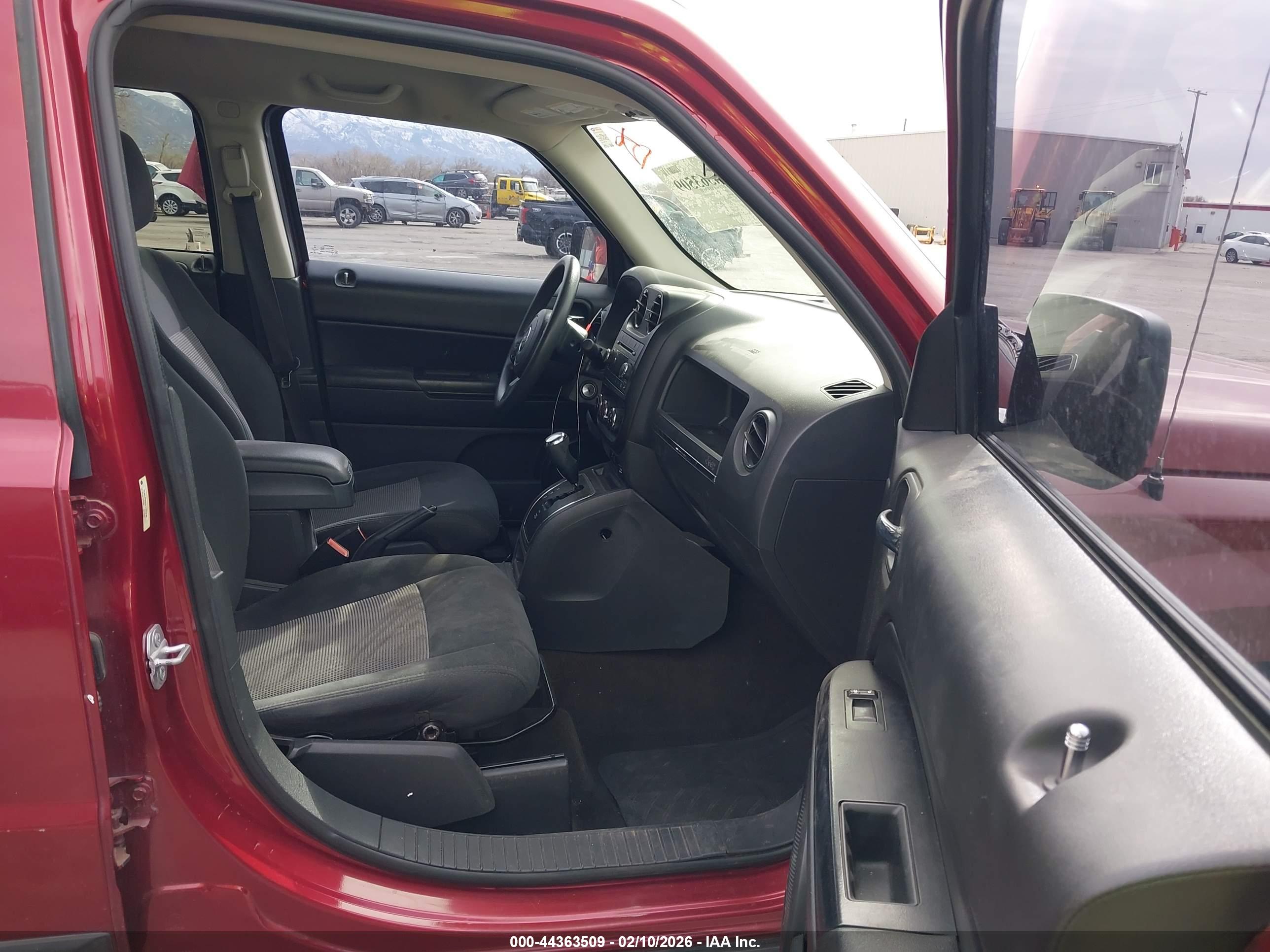 JEEP PATRIOT image 5
