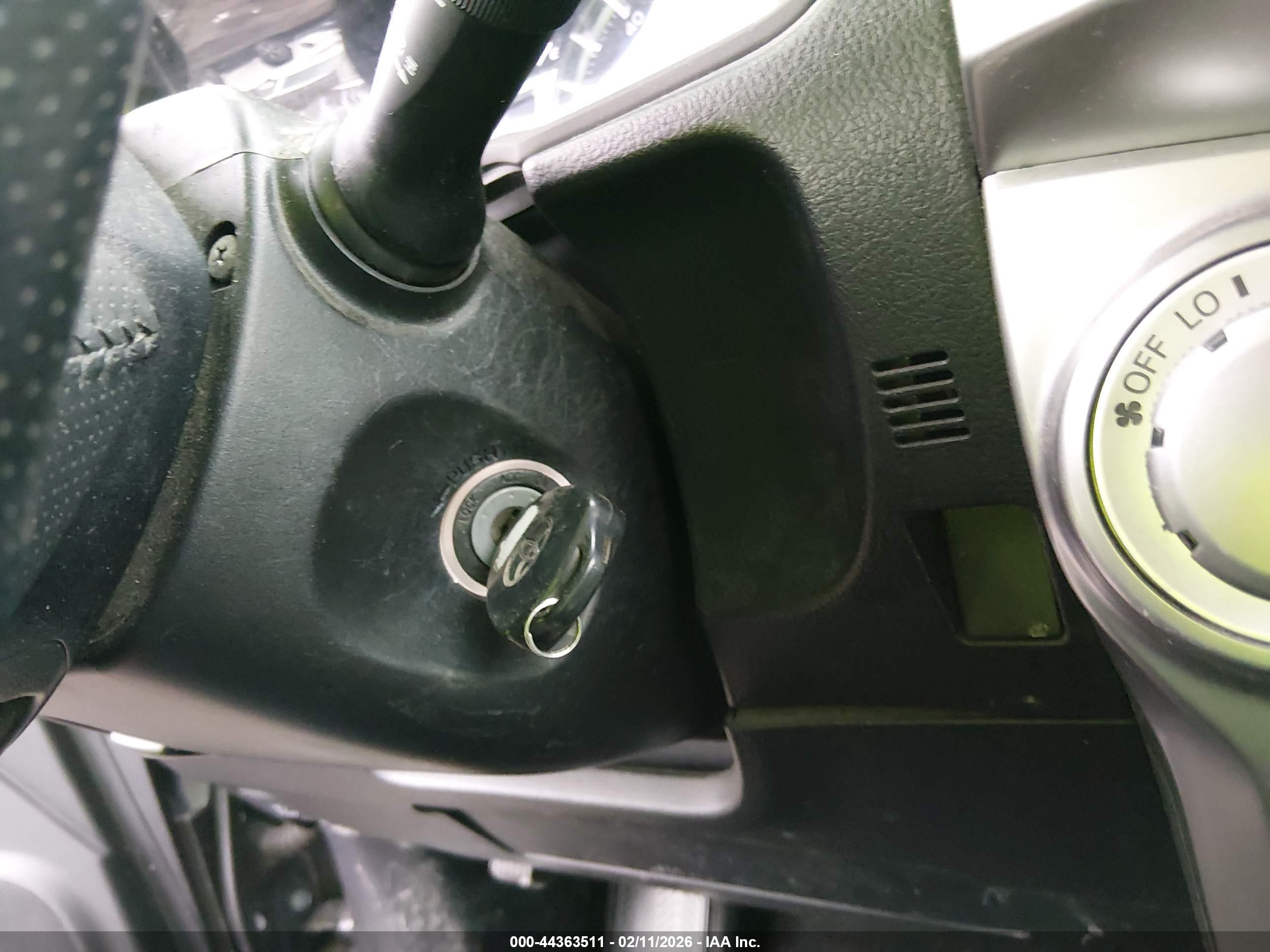 TOYOTA 4RUNNER image 11