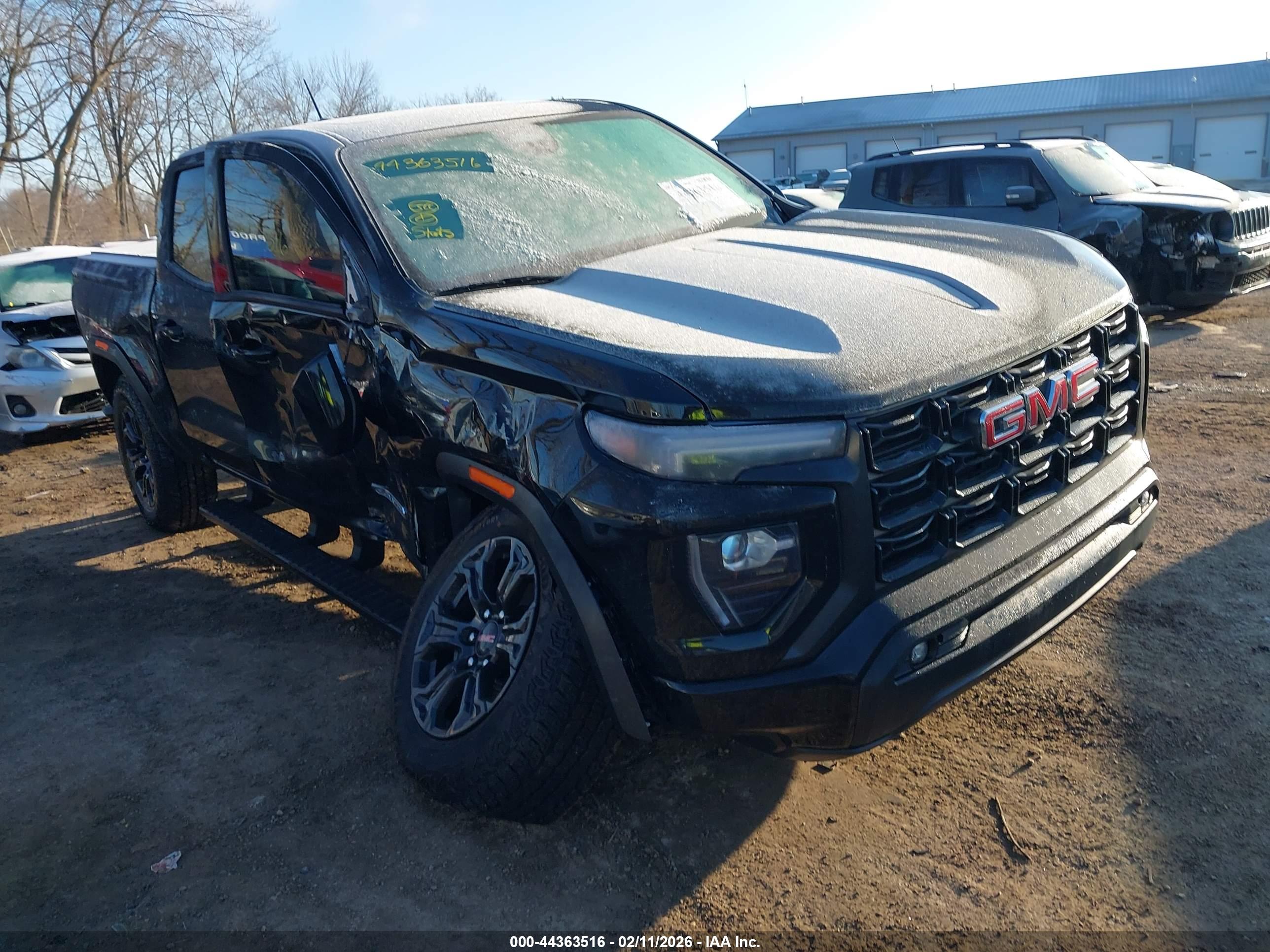 GMC CANYON image 6