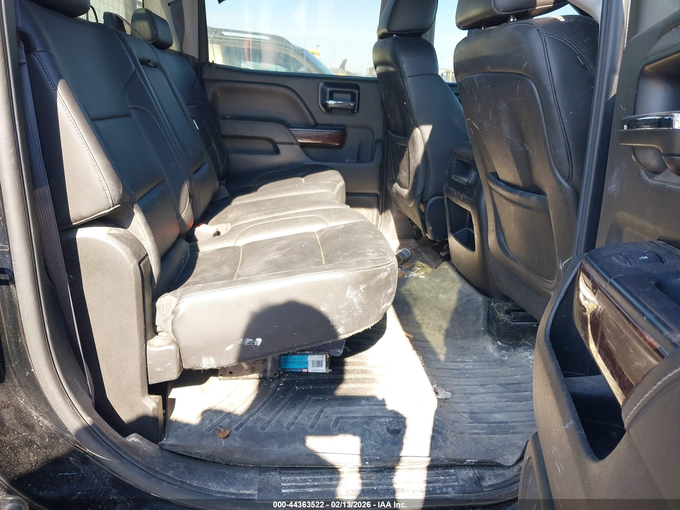 GMC SIERRA image 8