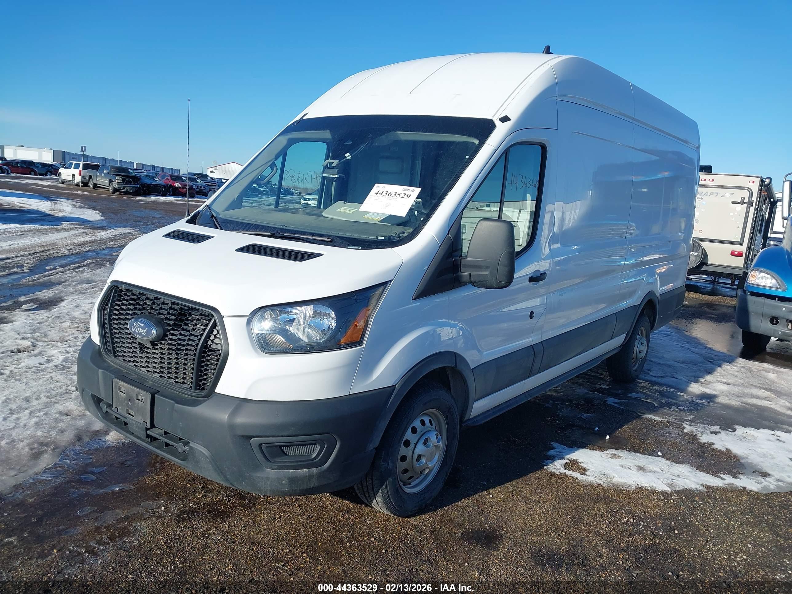 FORD TRANSIT-250 image 2