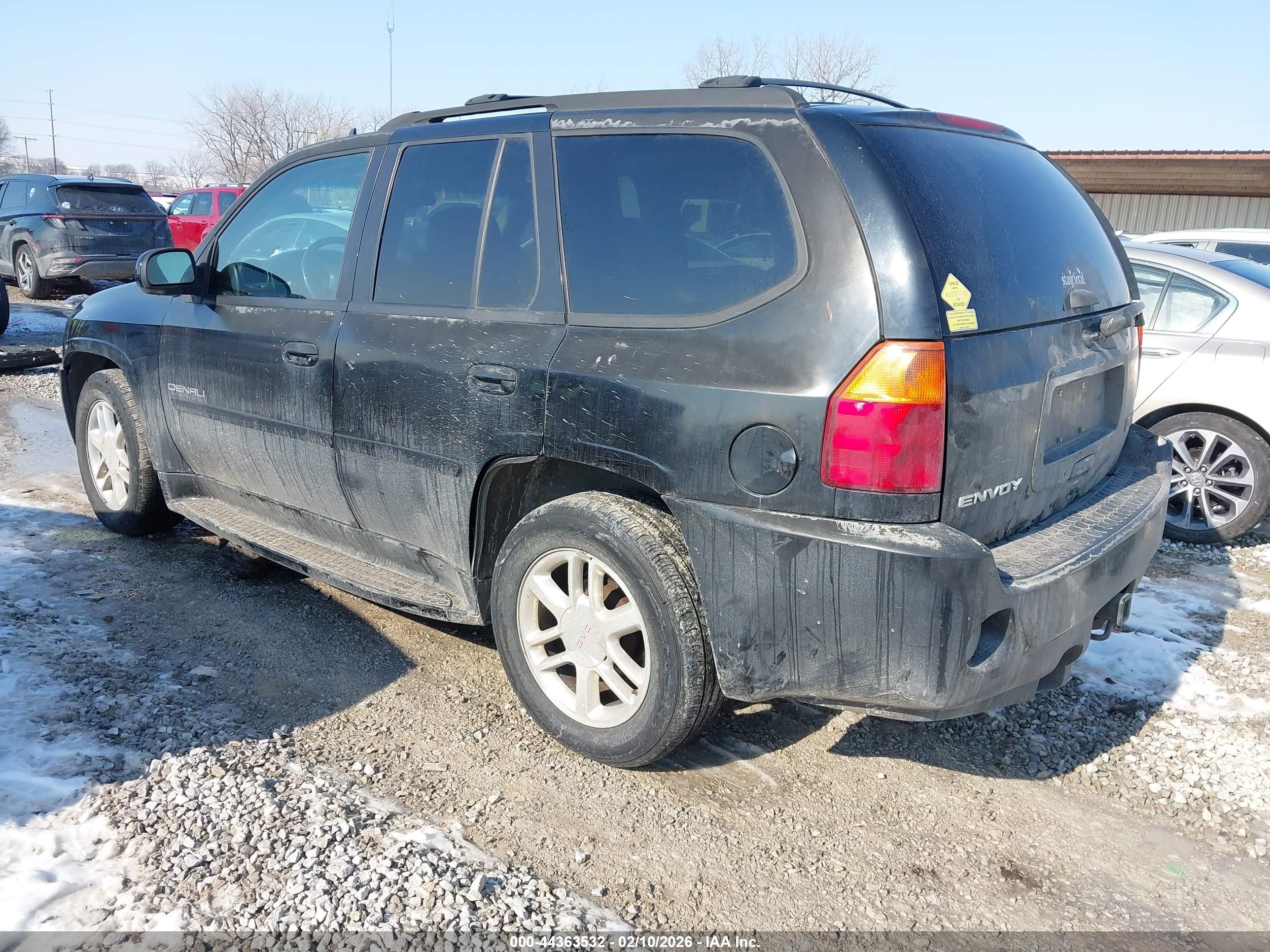 GMC ENVOY image 3