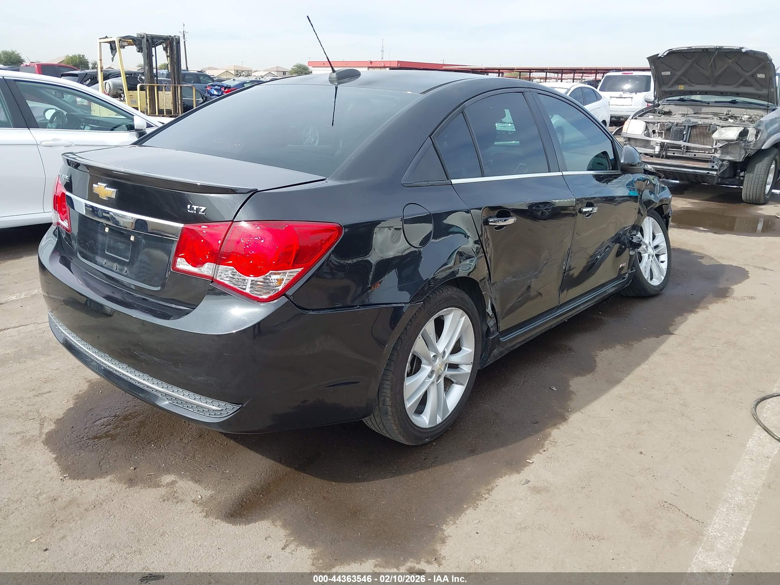 CHEVROLET CRUZE image 4