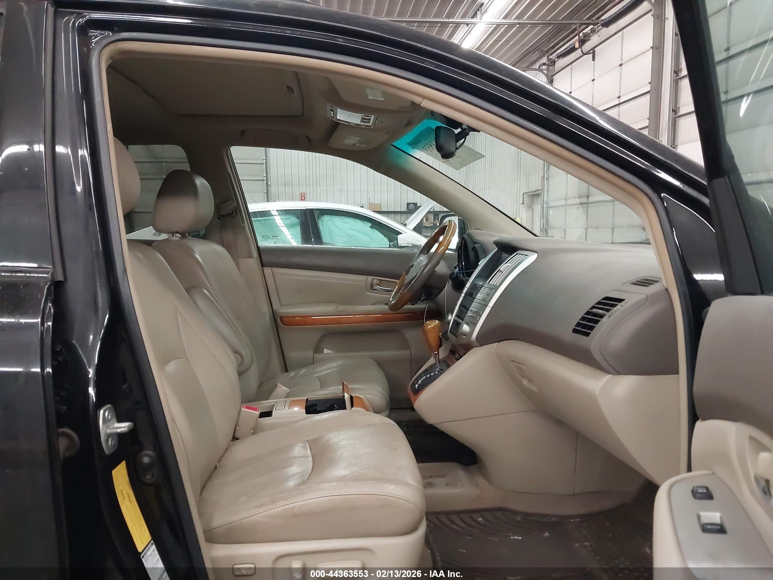 LEXUS RX image 5