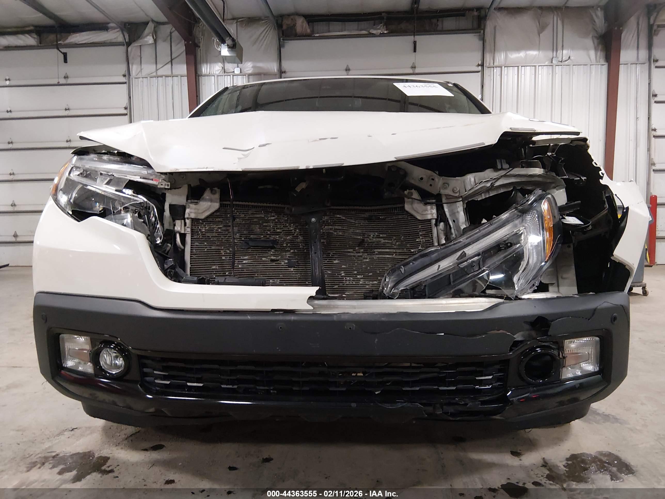 HONDA RIDGELINE image 6