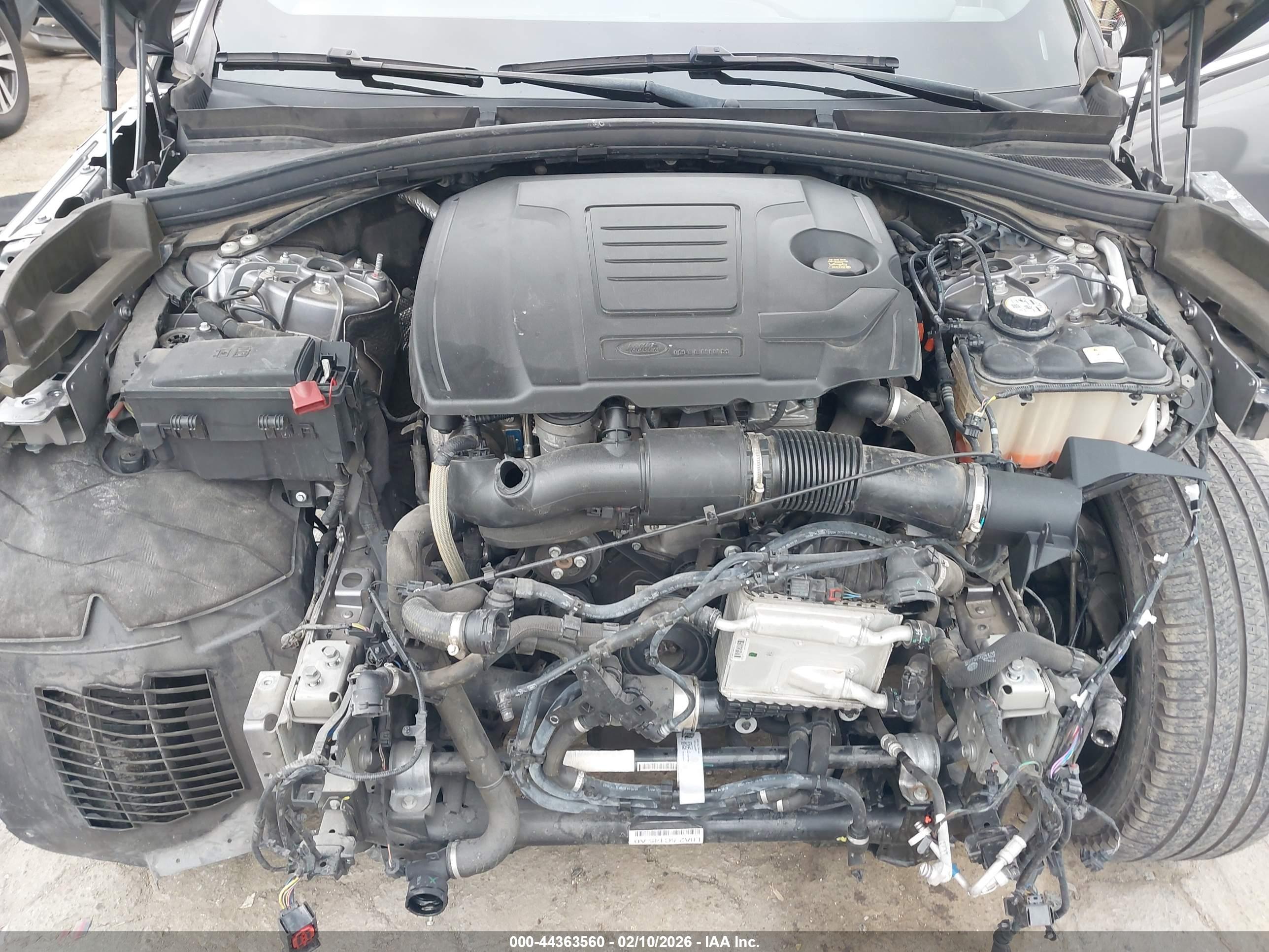 LAND ROVER image 10