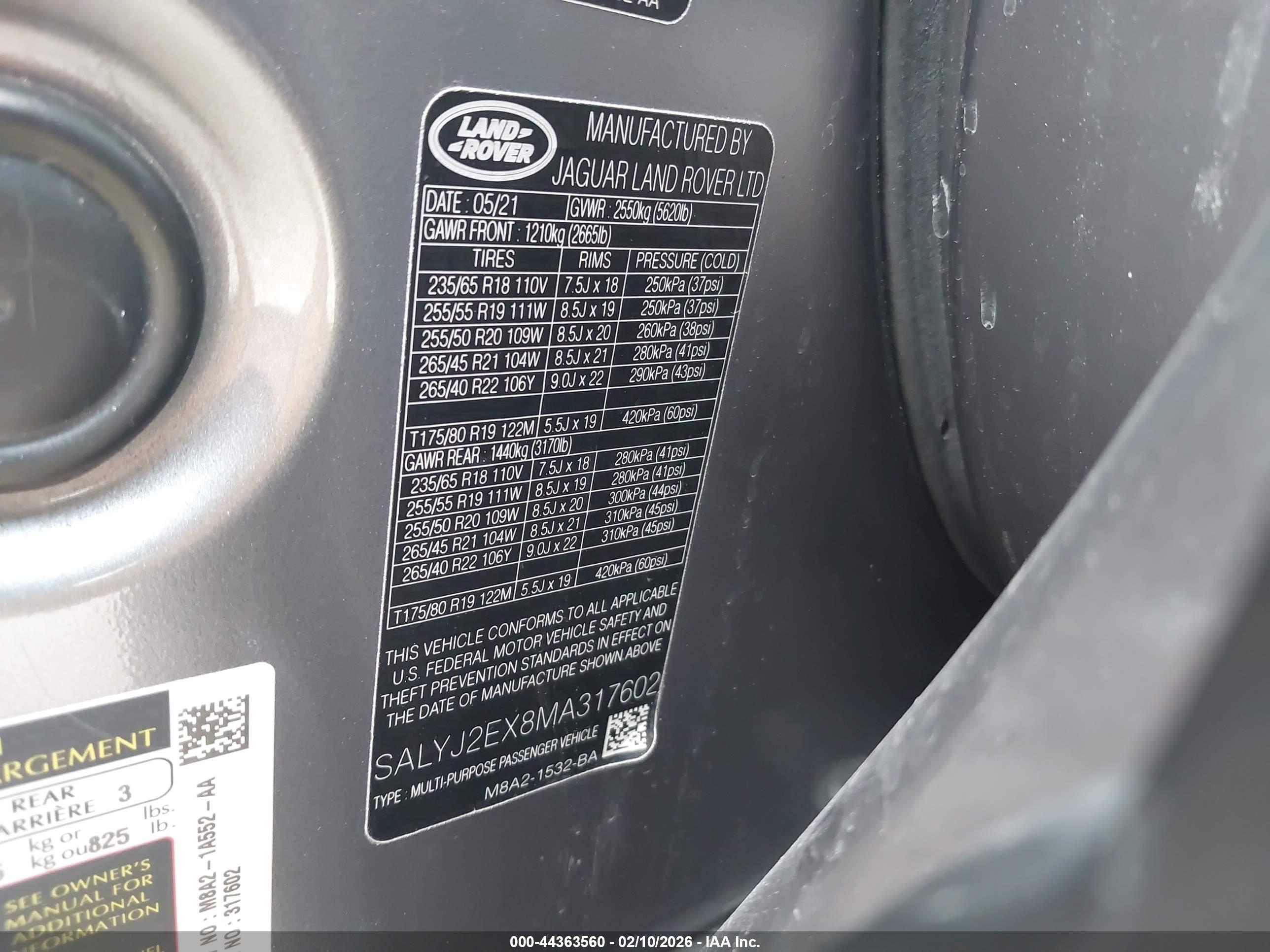 LAND ROVER image 9