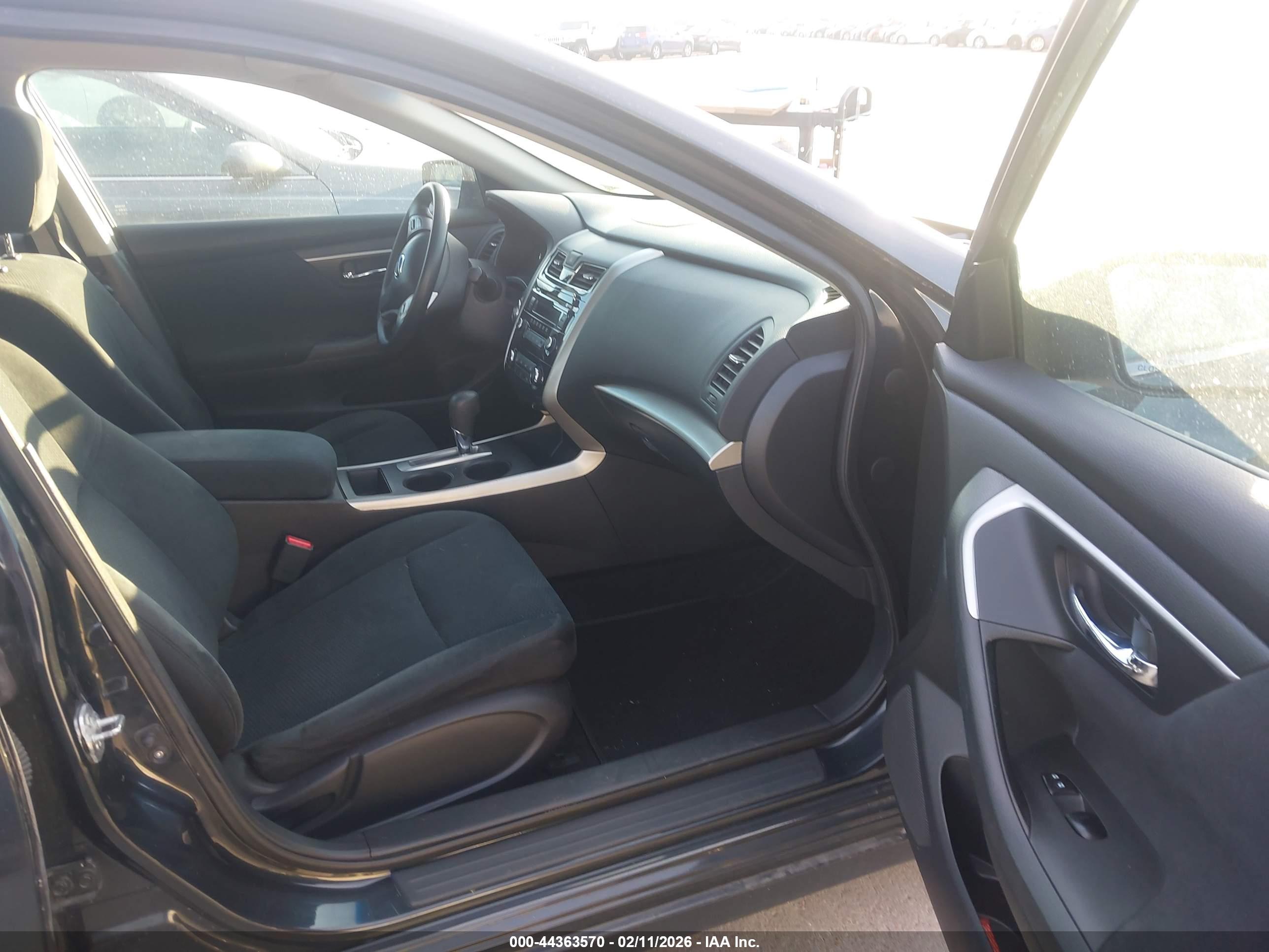 NISSAN ALTIMA image 5
