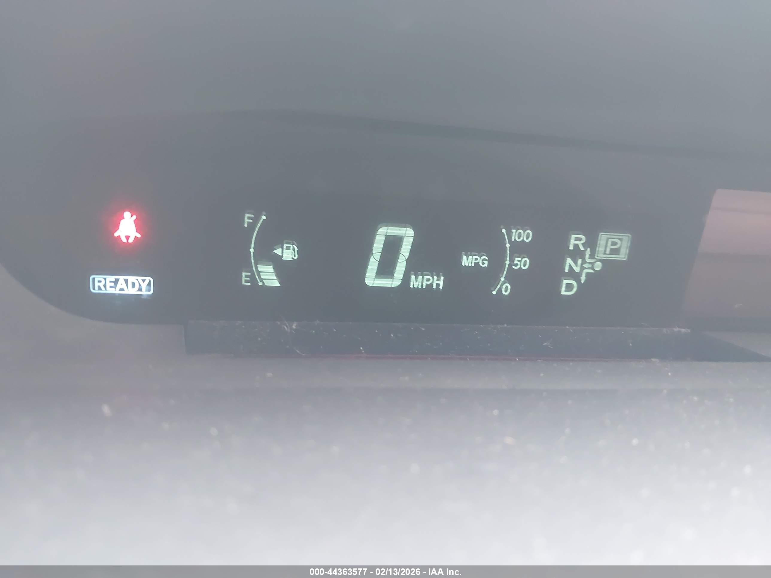 TOYOTA PRIUS image 7