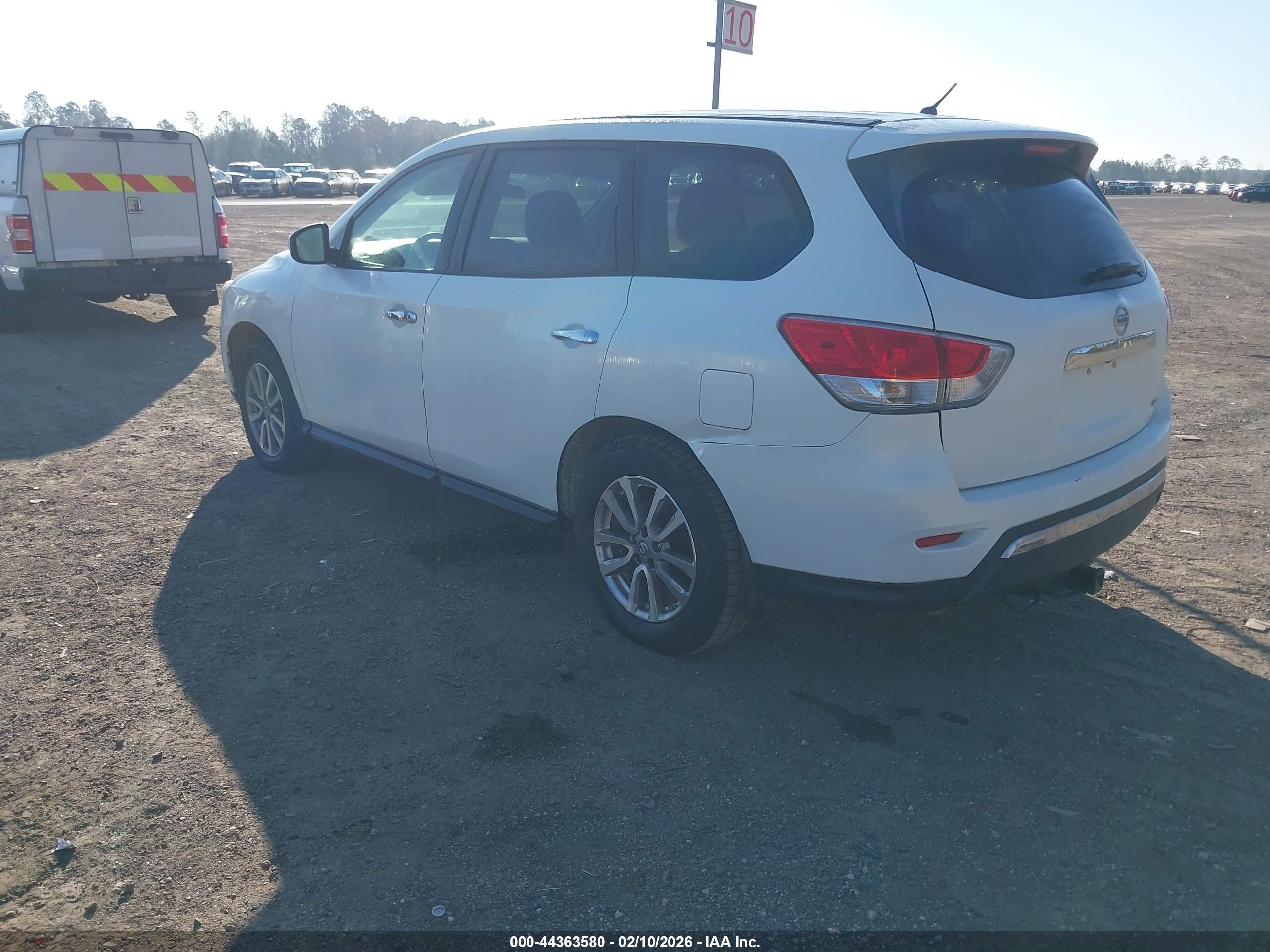 NISSAN PATHFINDER image 3