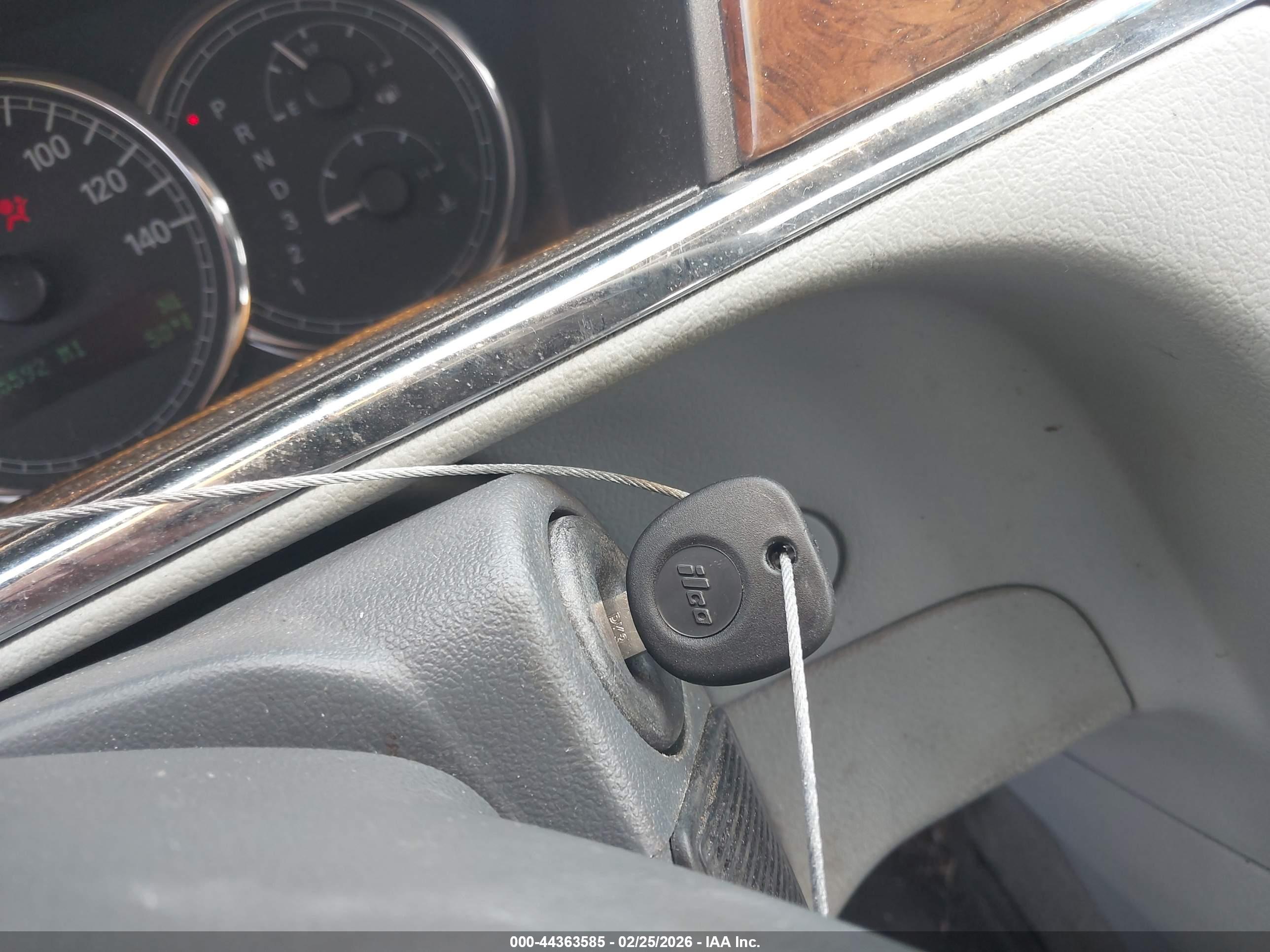 BUICK LACROSSE image 11