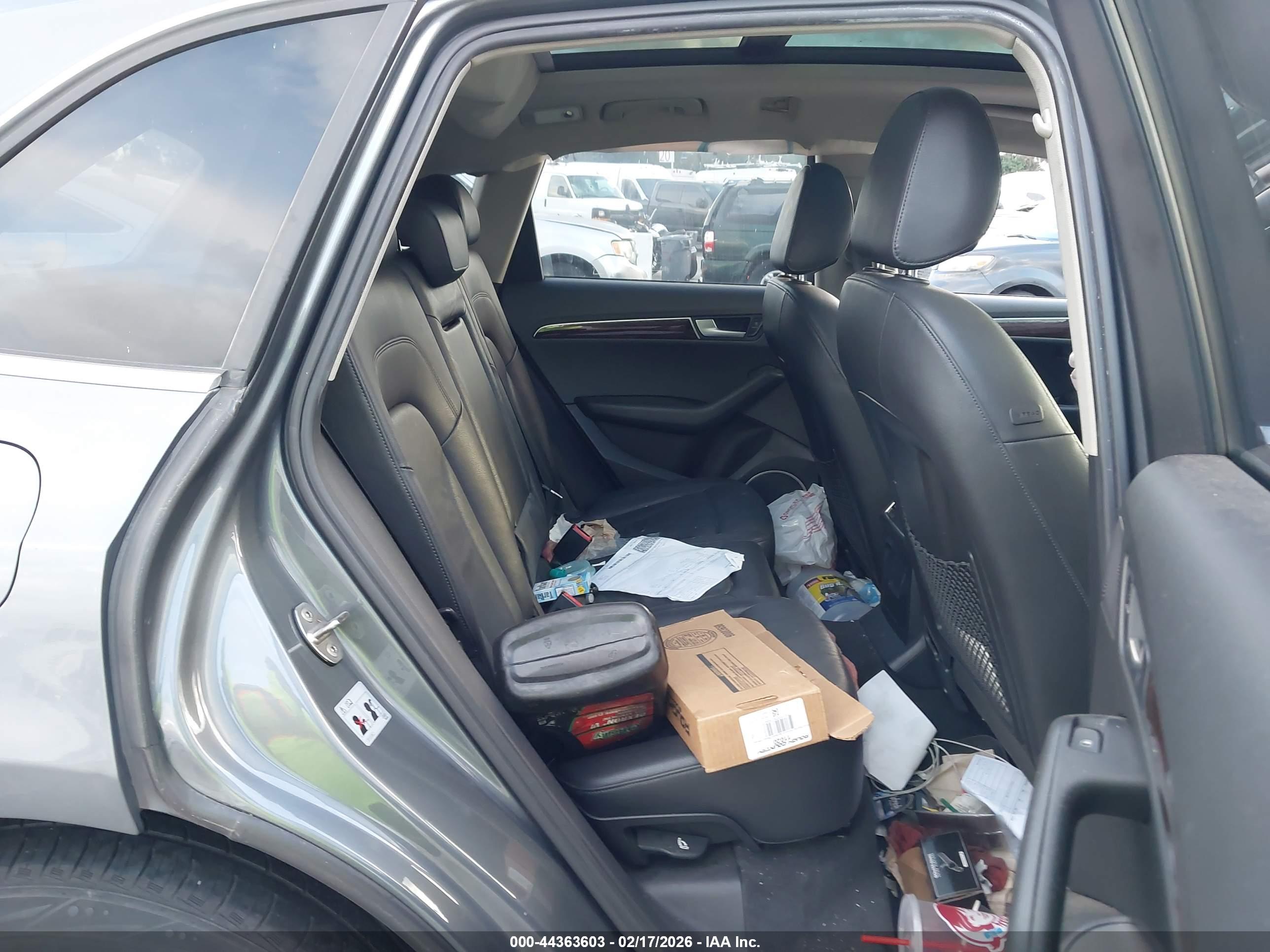 AUDI Q5 image 8