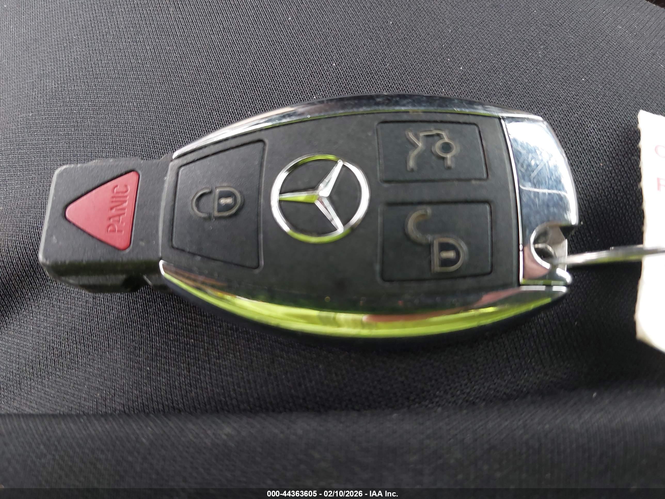 MERCEDES-BENZ GLS image 11