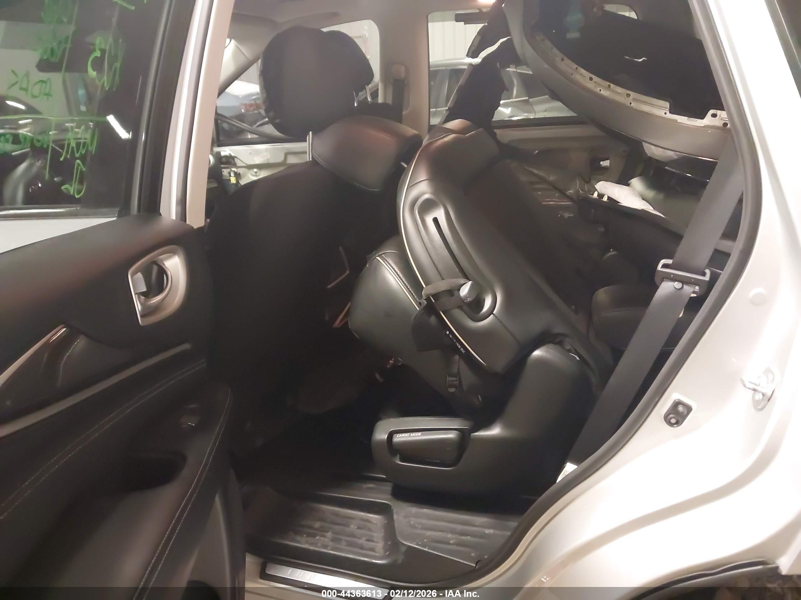 INFINITI QX60 image 8