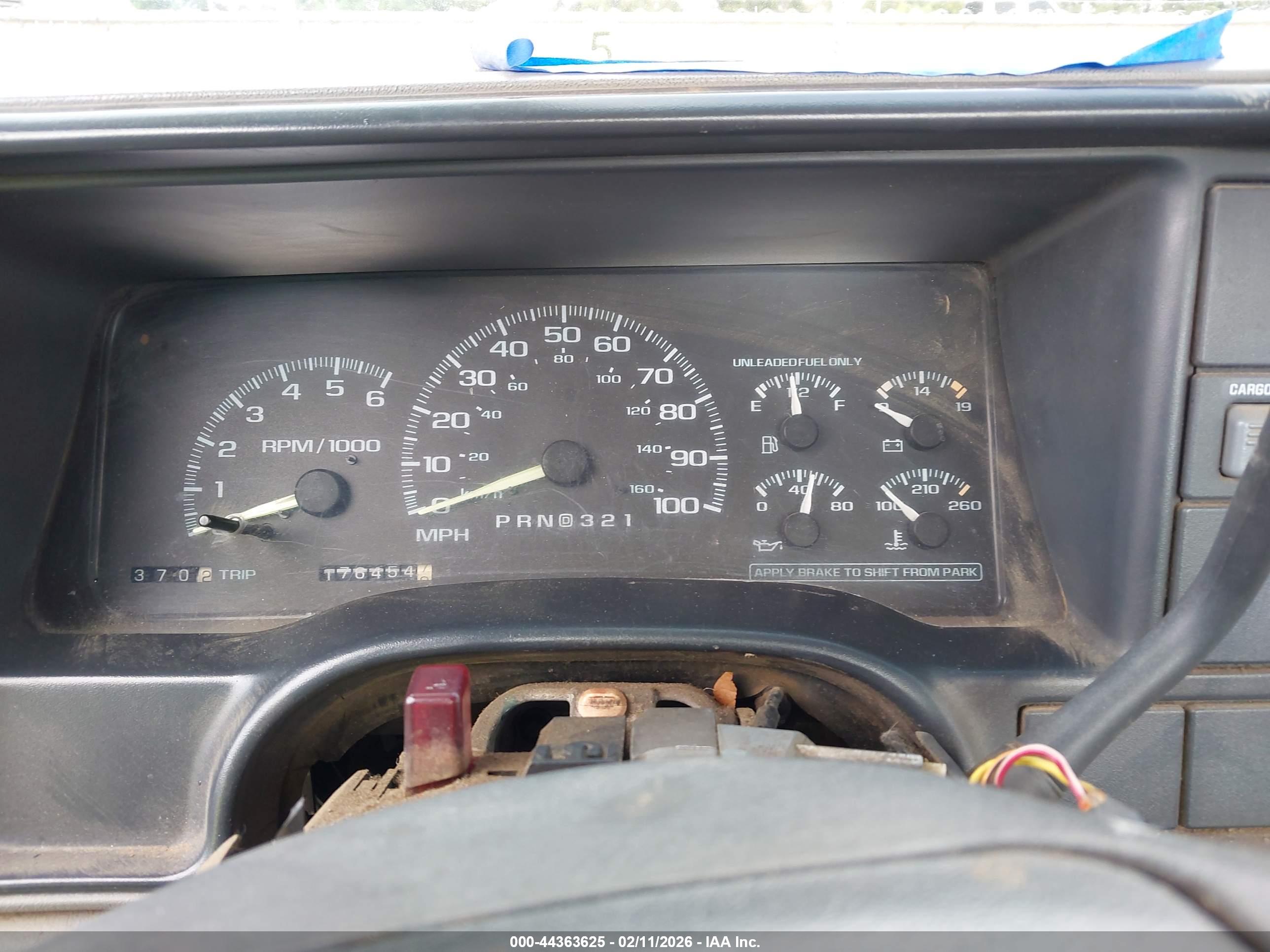CHEVROLET C3500 image 7