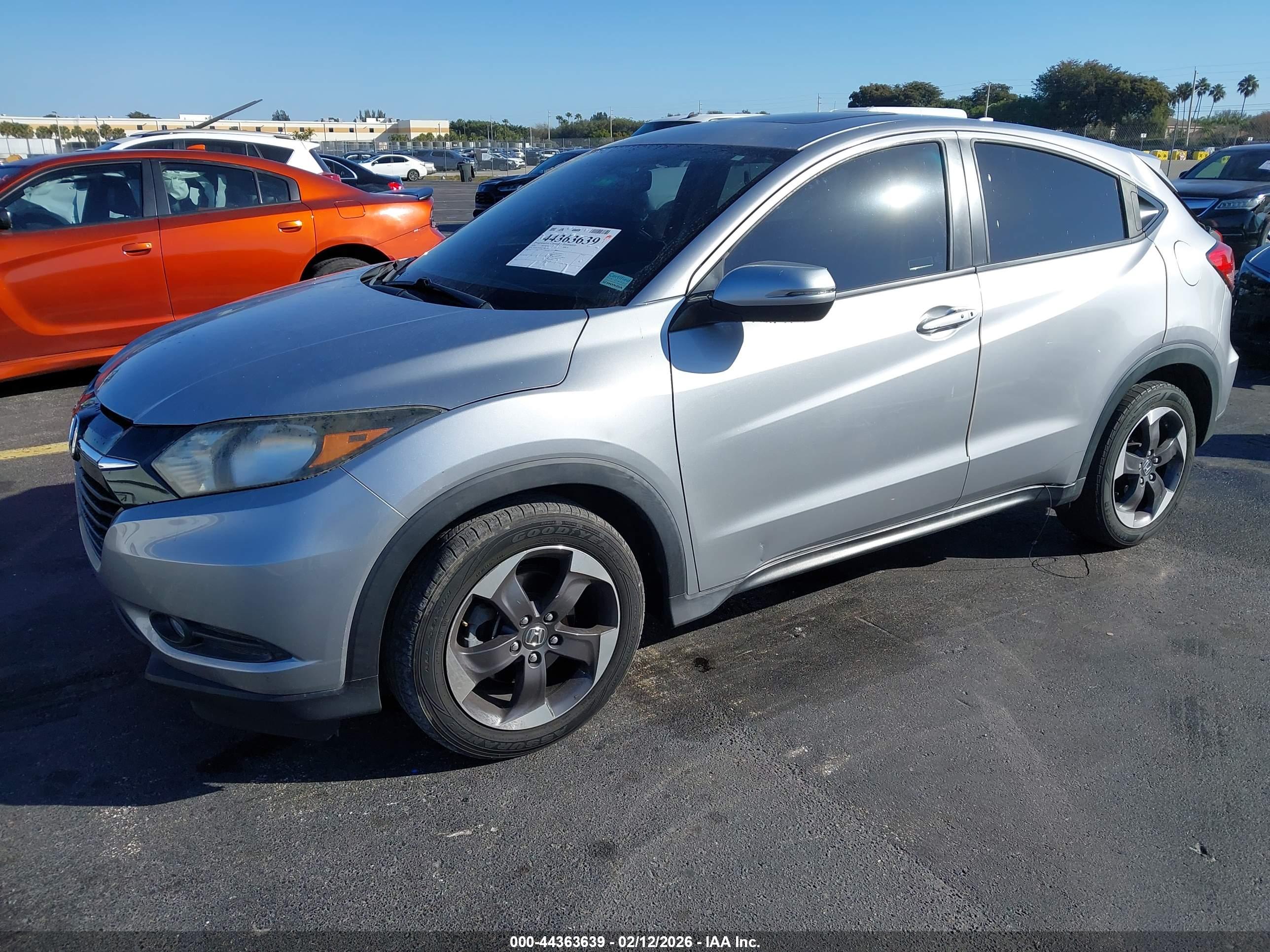 HONDA HR-V image 2