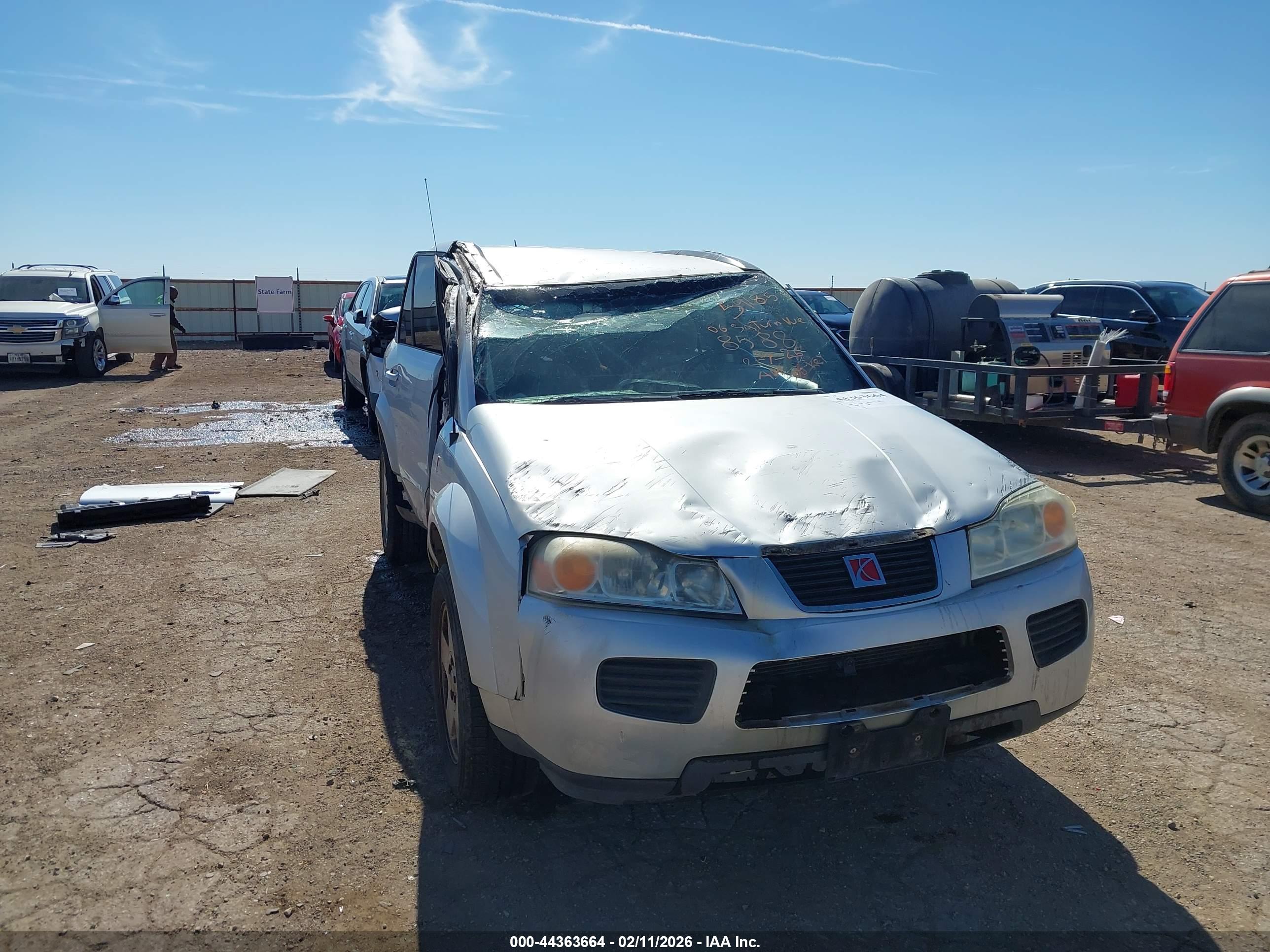 SATURN VUE image 6