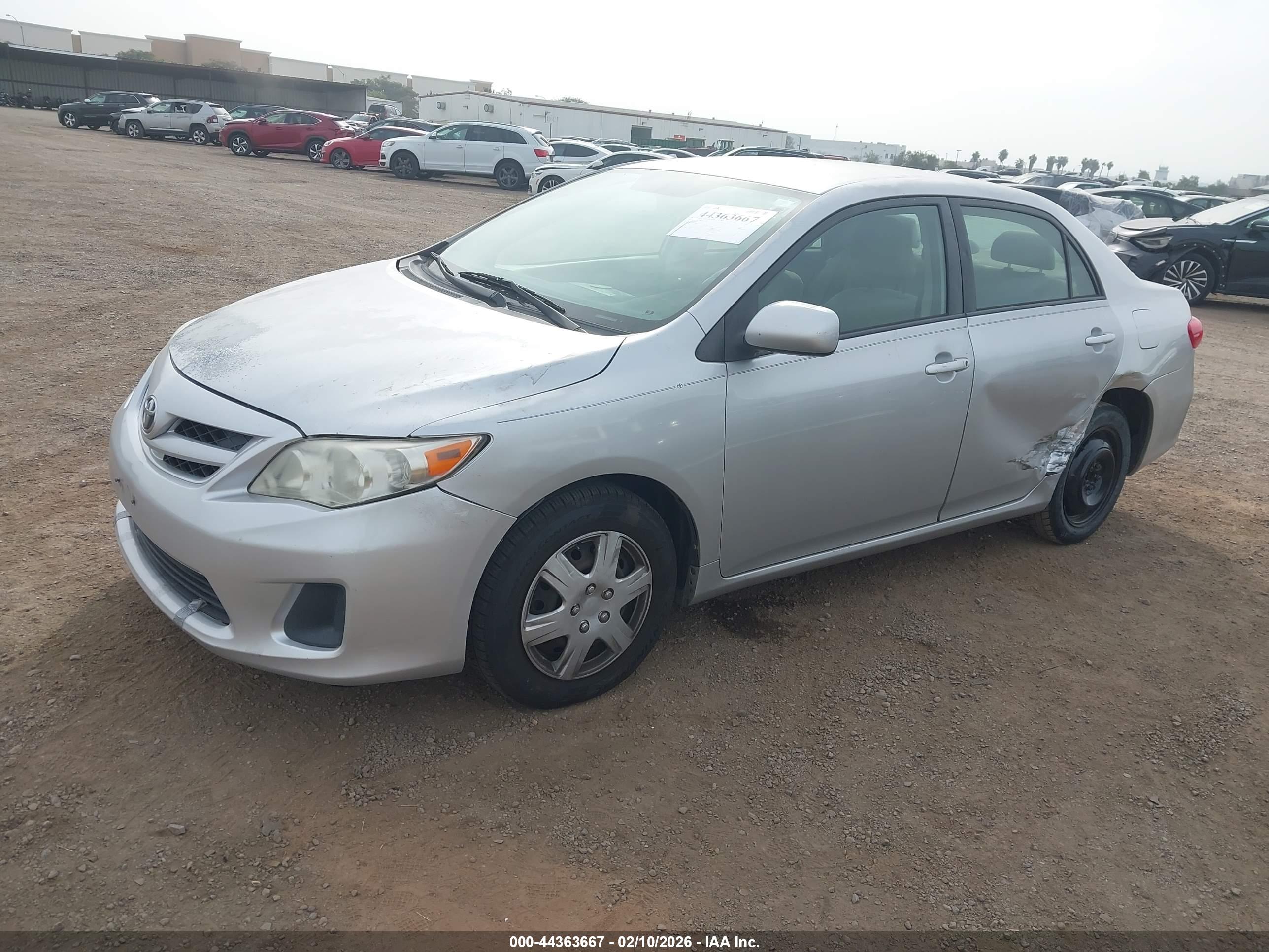 TOYOTA COROLLA image 2