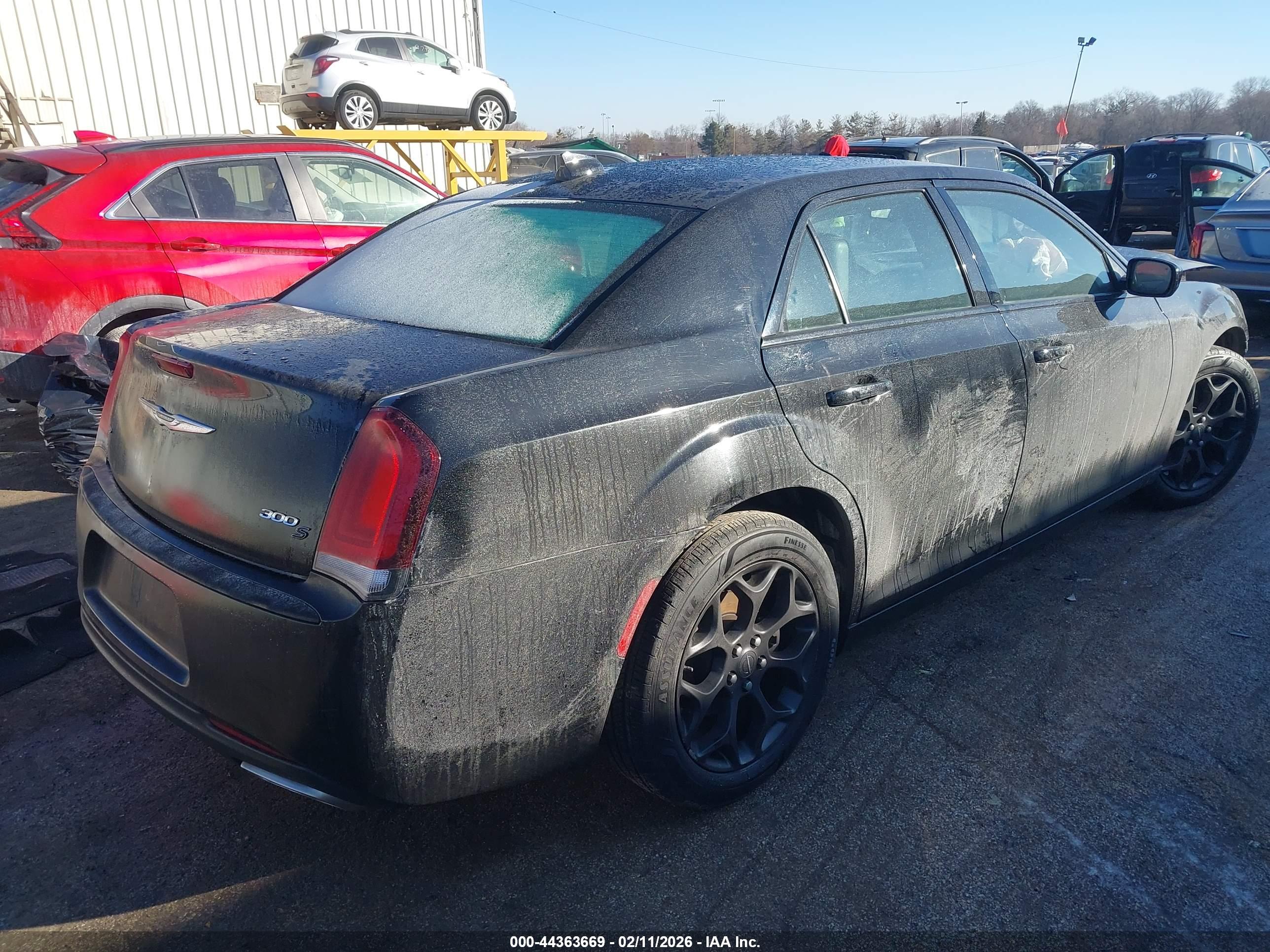 CHRYSLER 300 image 4
