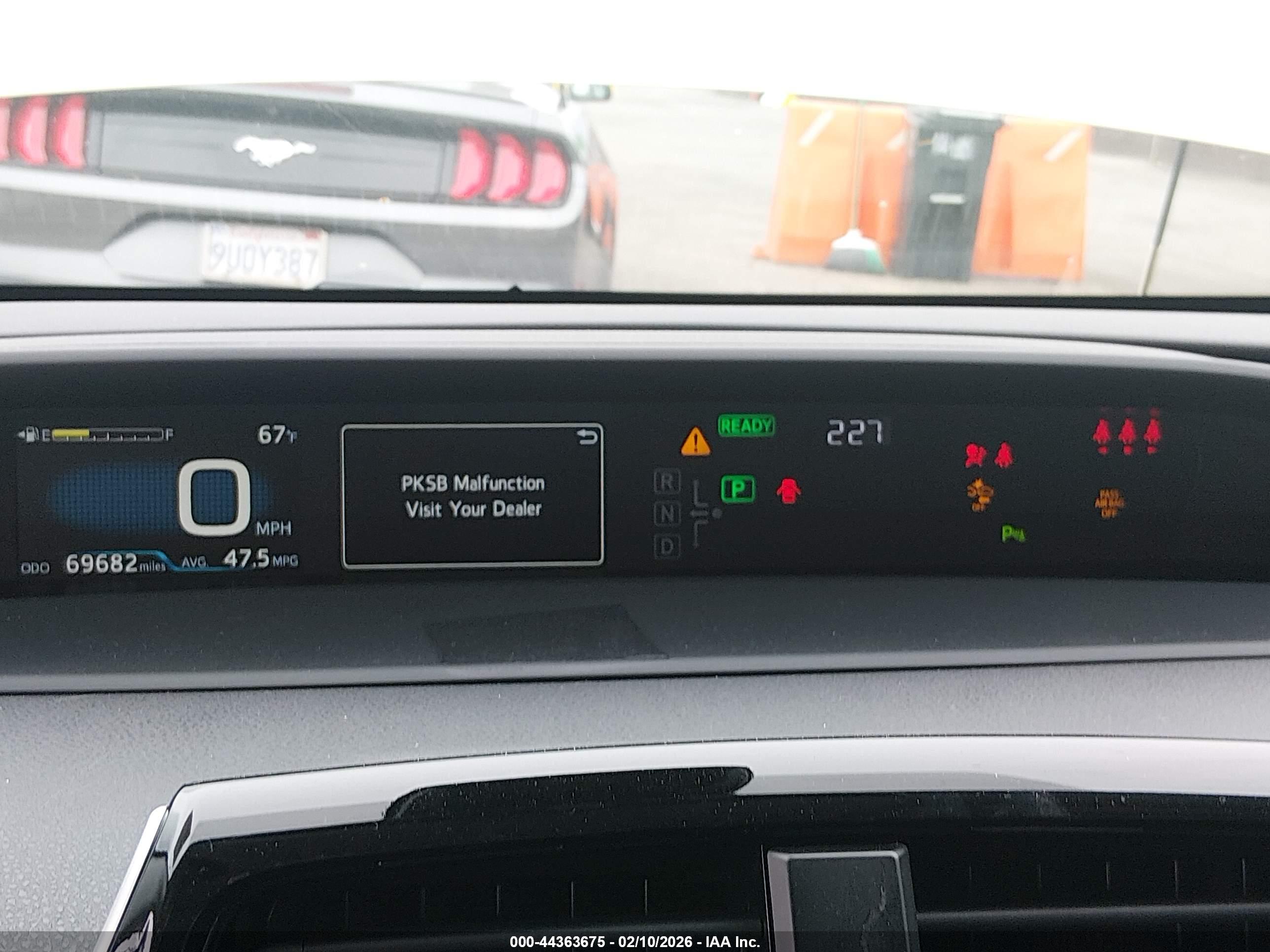 TOYOTA PRIUS image 7