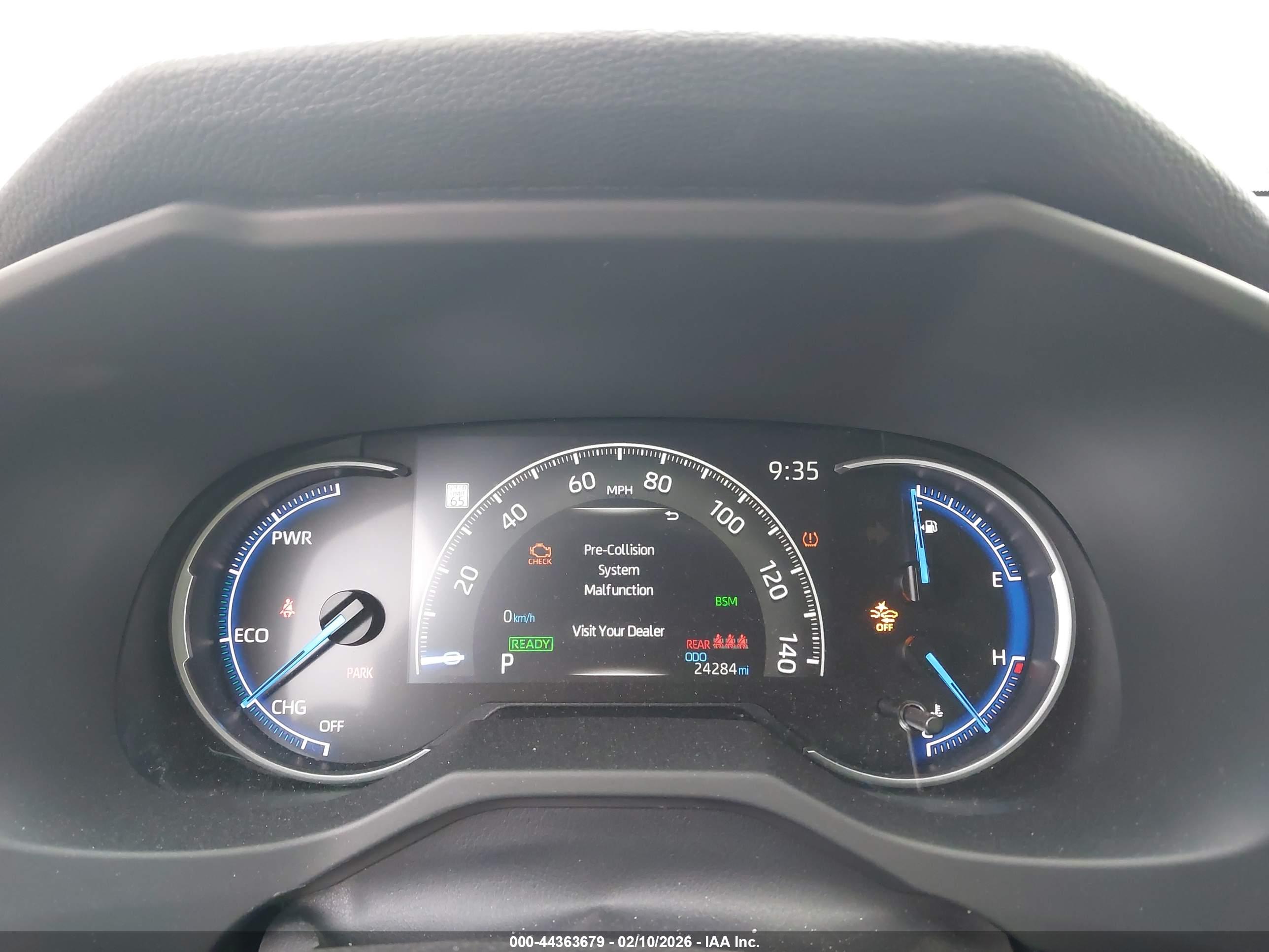 TOYOTA RAV4 image 7