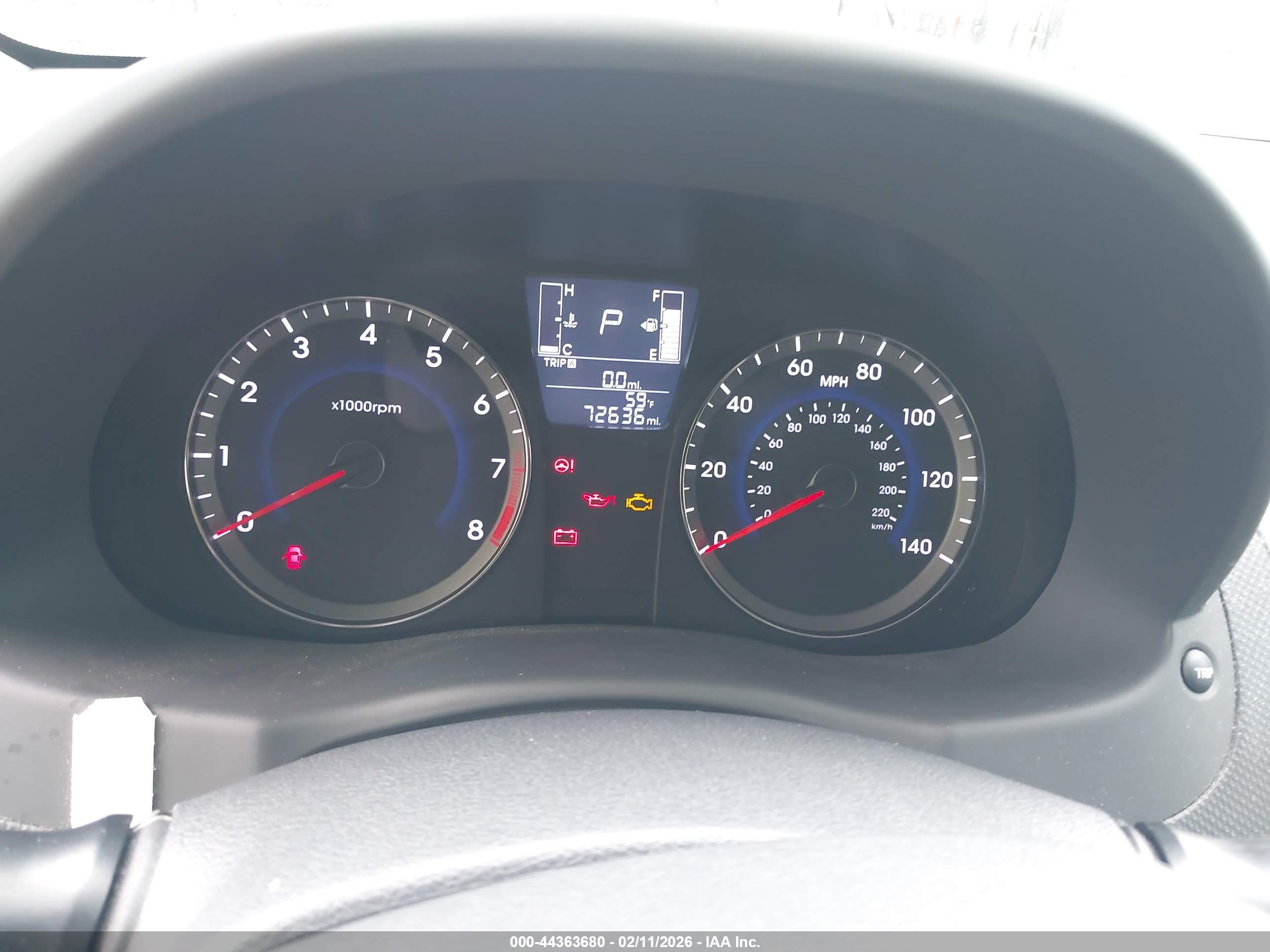 HYUNDAI ACCENT image 7