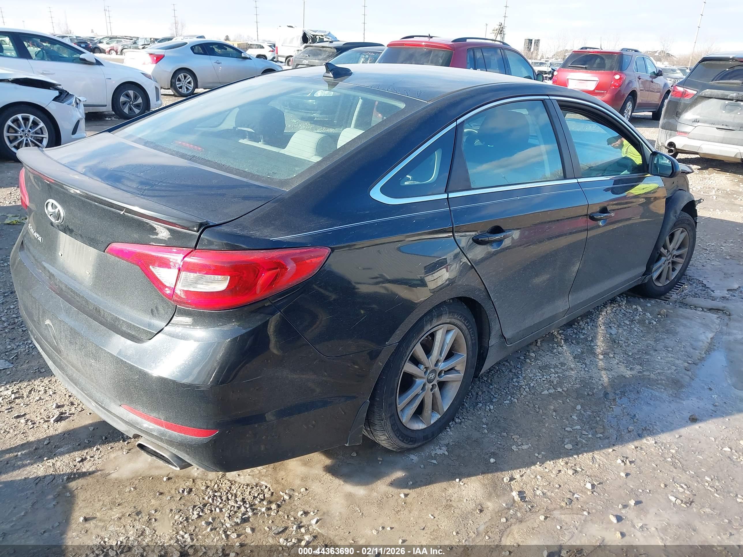 HYUNDAI SONATA image 4