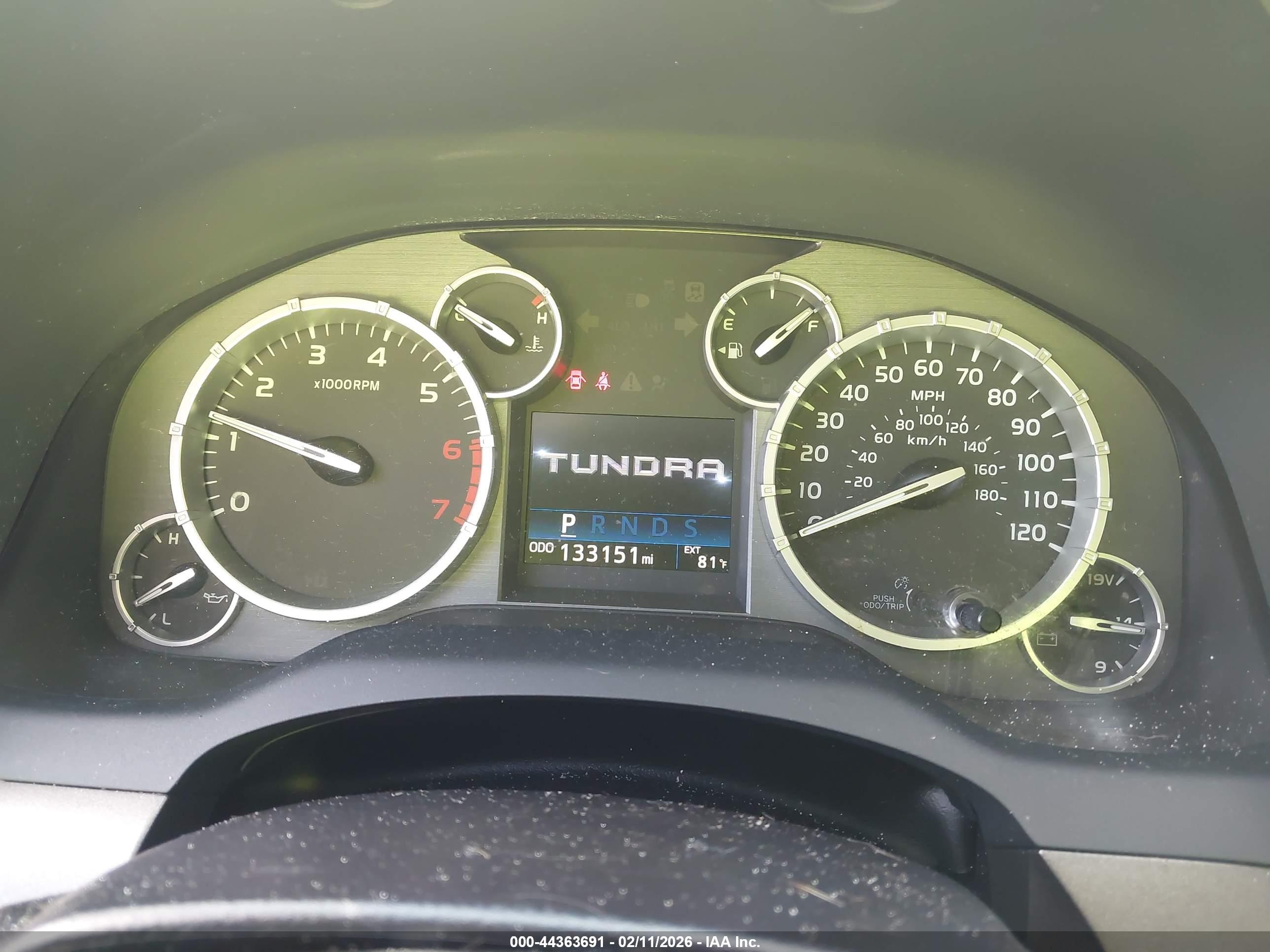 TOYOTA TUNDRA image 7