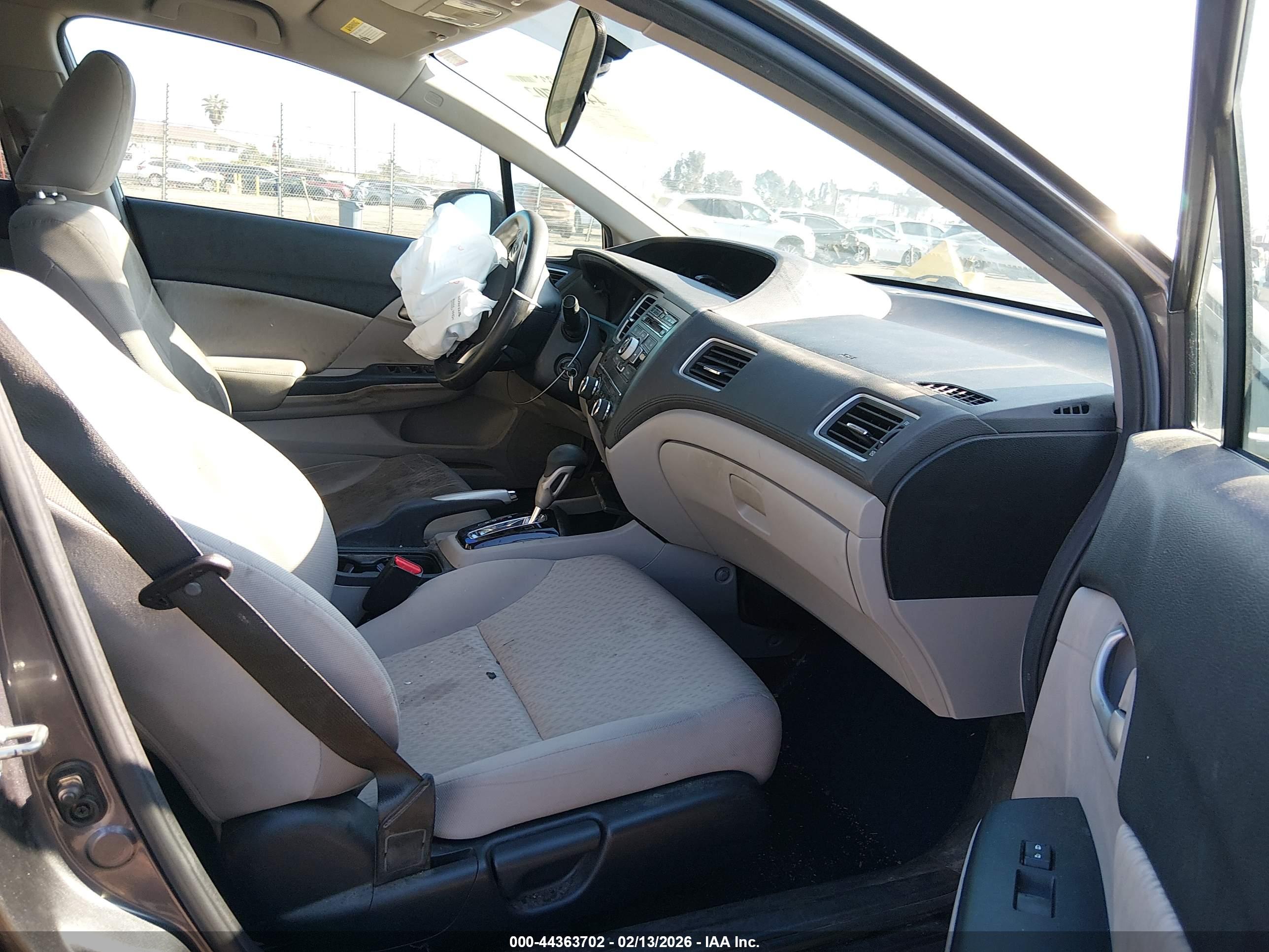 HONDA CIVIC image 5