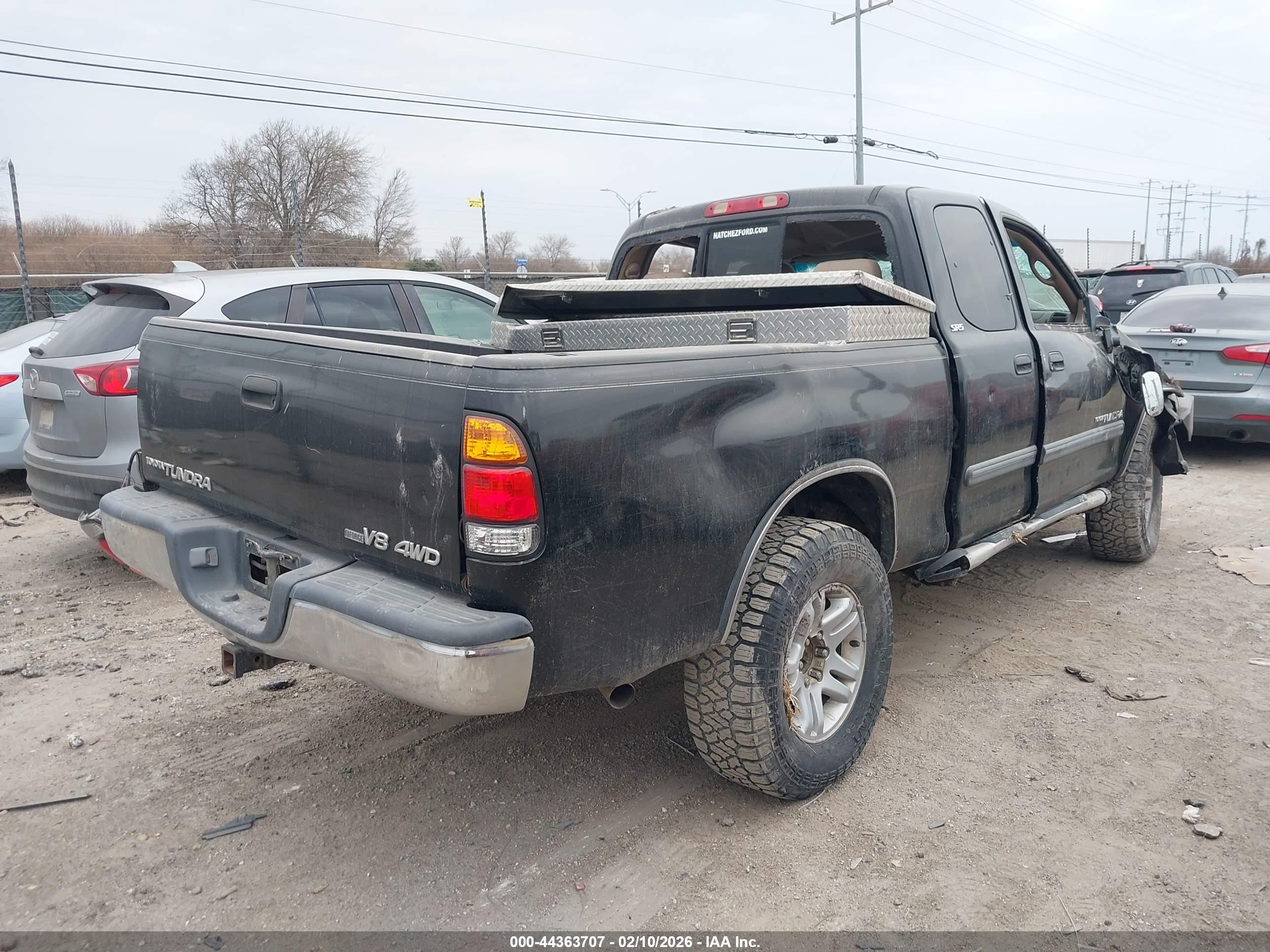 TOYOTA TUNDRA image 4