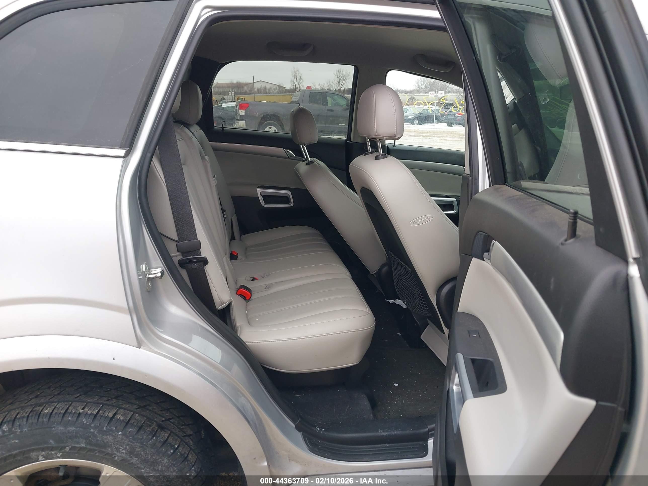 CHEVROLET CAPTIVA image 8