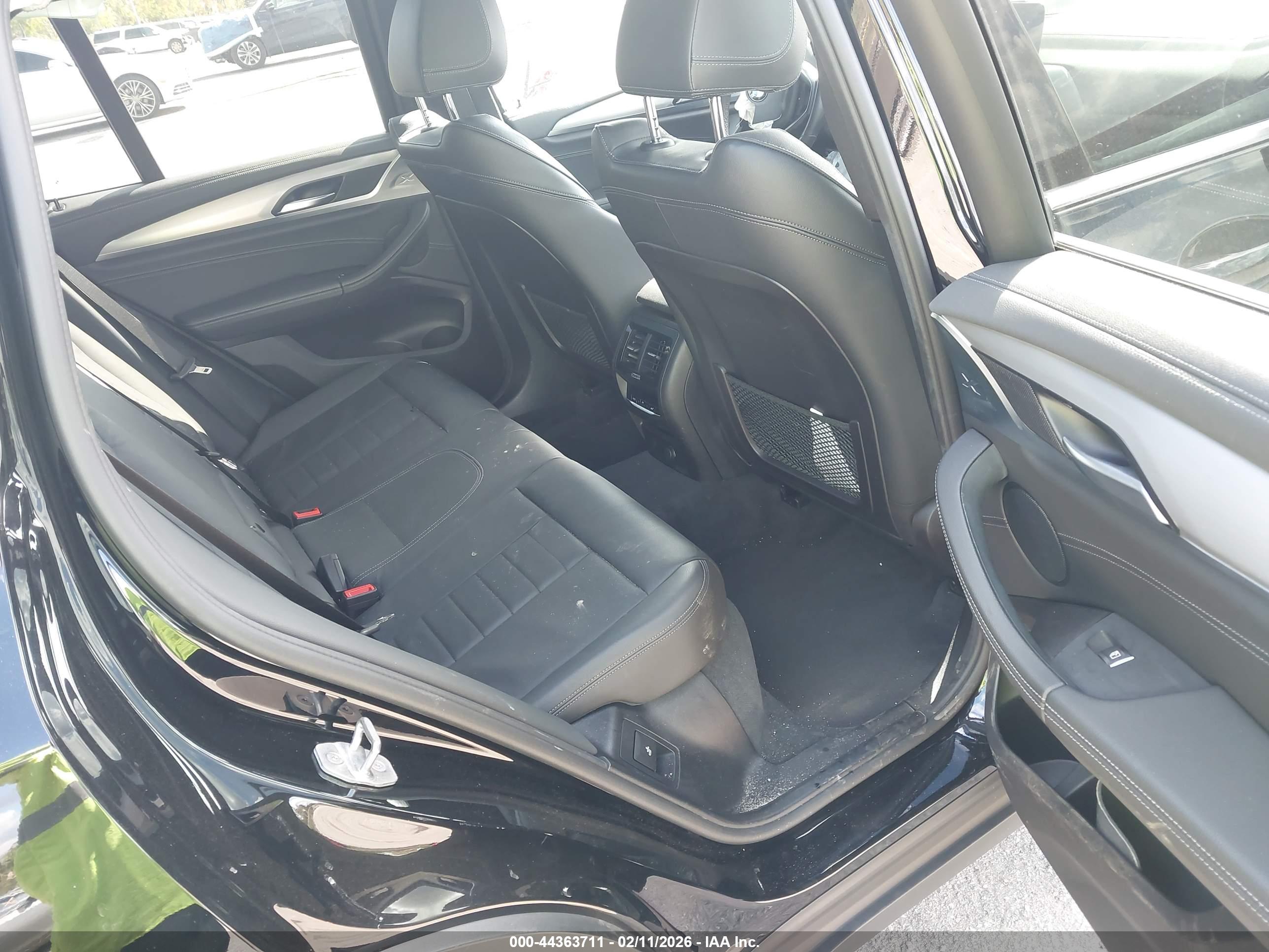 BMW X3 image 8