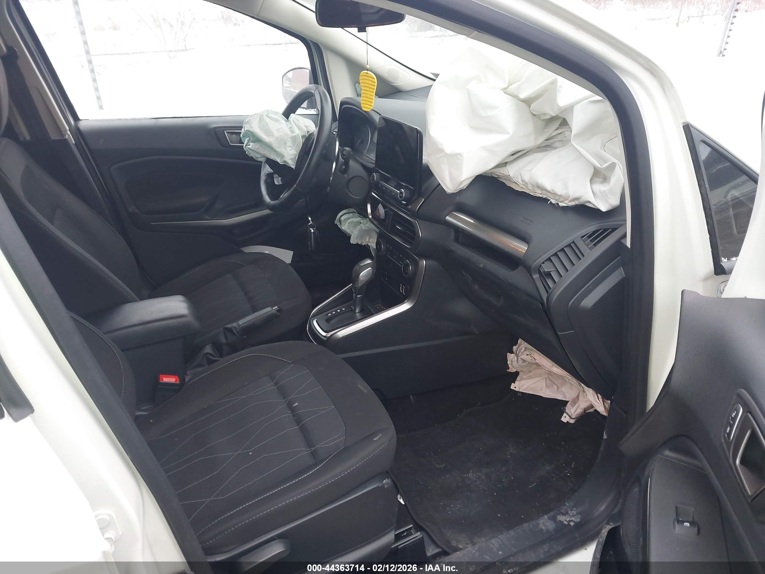 FORD ECOSPORT image 5