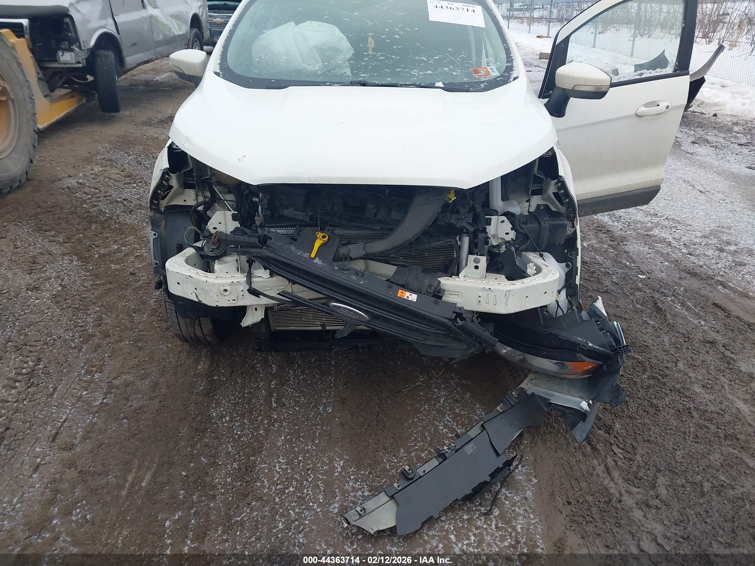 FORD ECOSPORT image 6