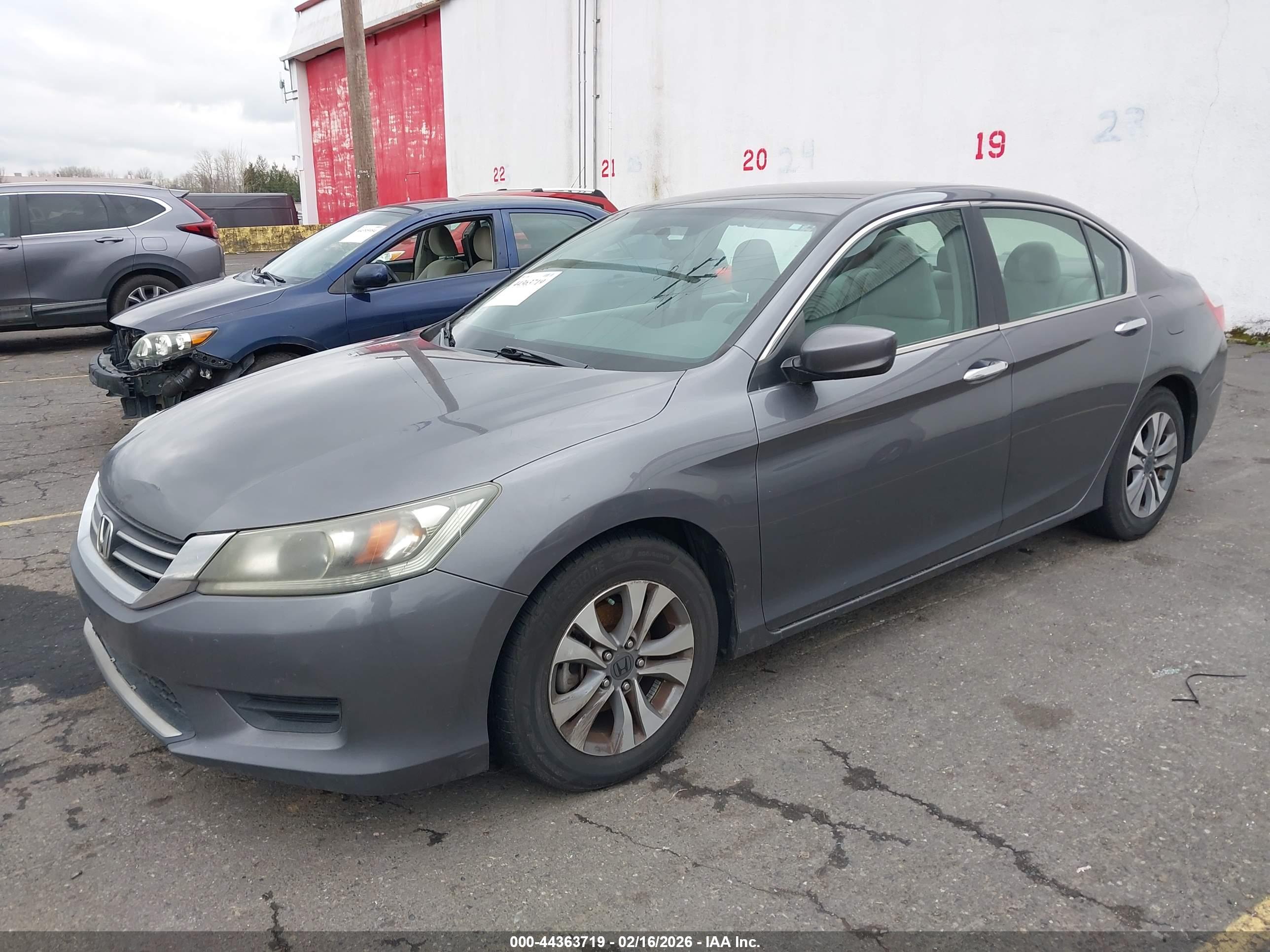 HONDA ACCORD image 2