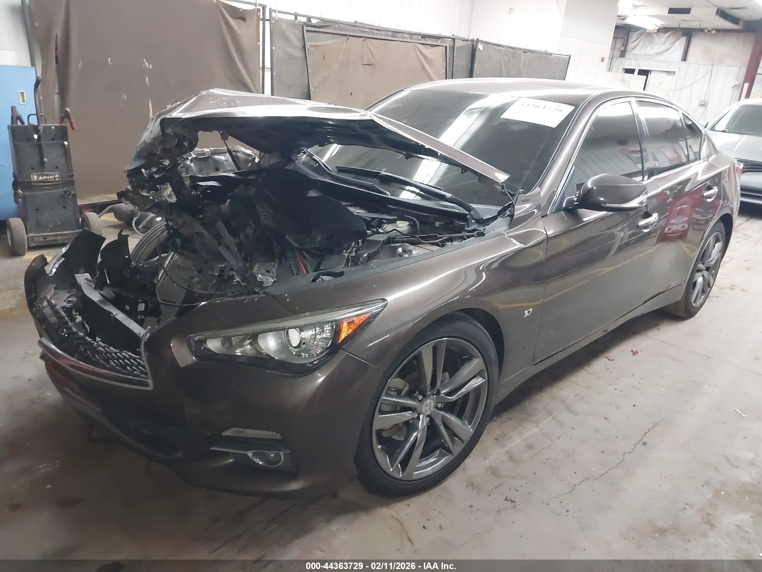 INFINITI Q50 image 2