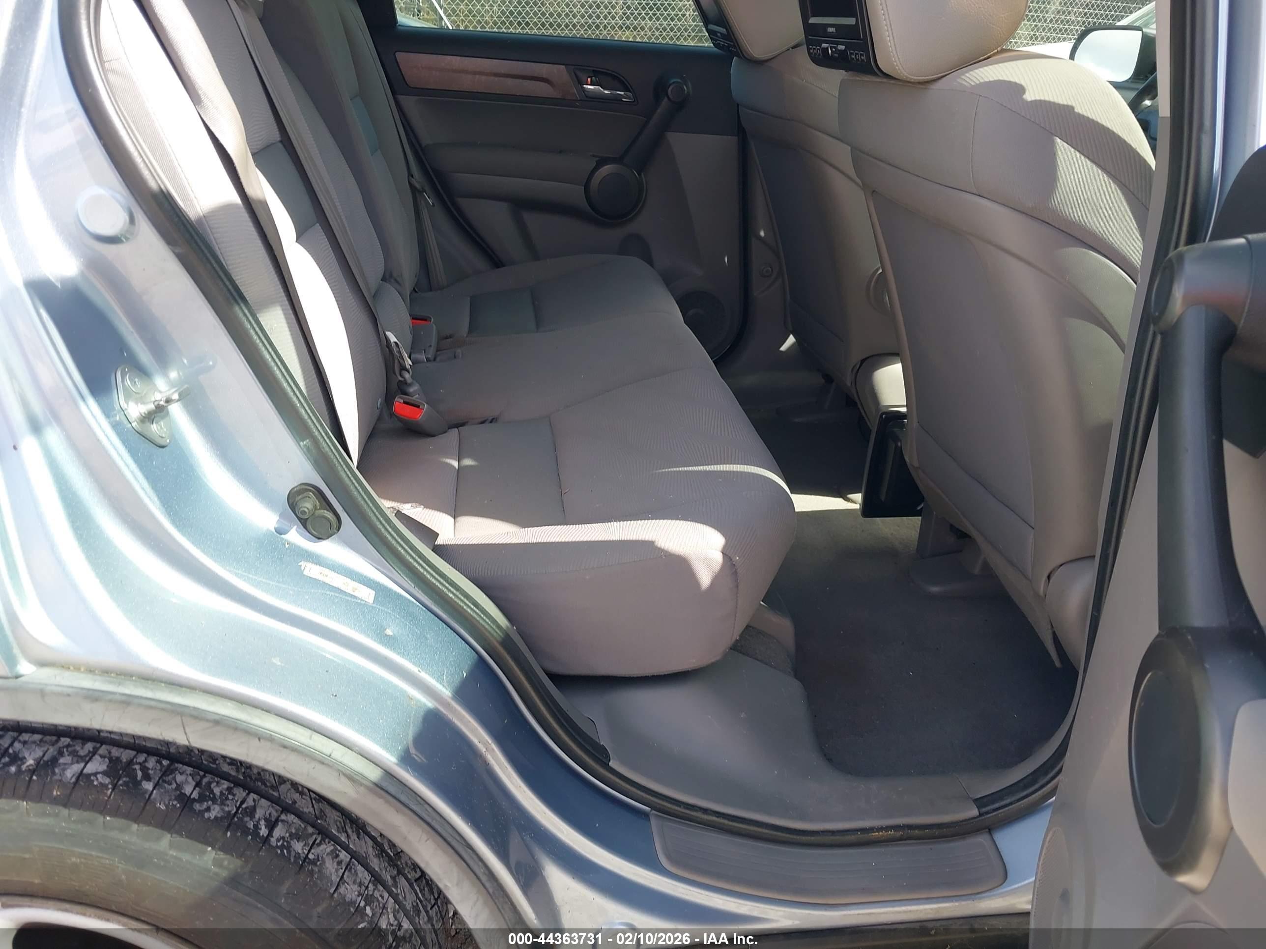 HONDA CR-V image 8